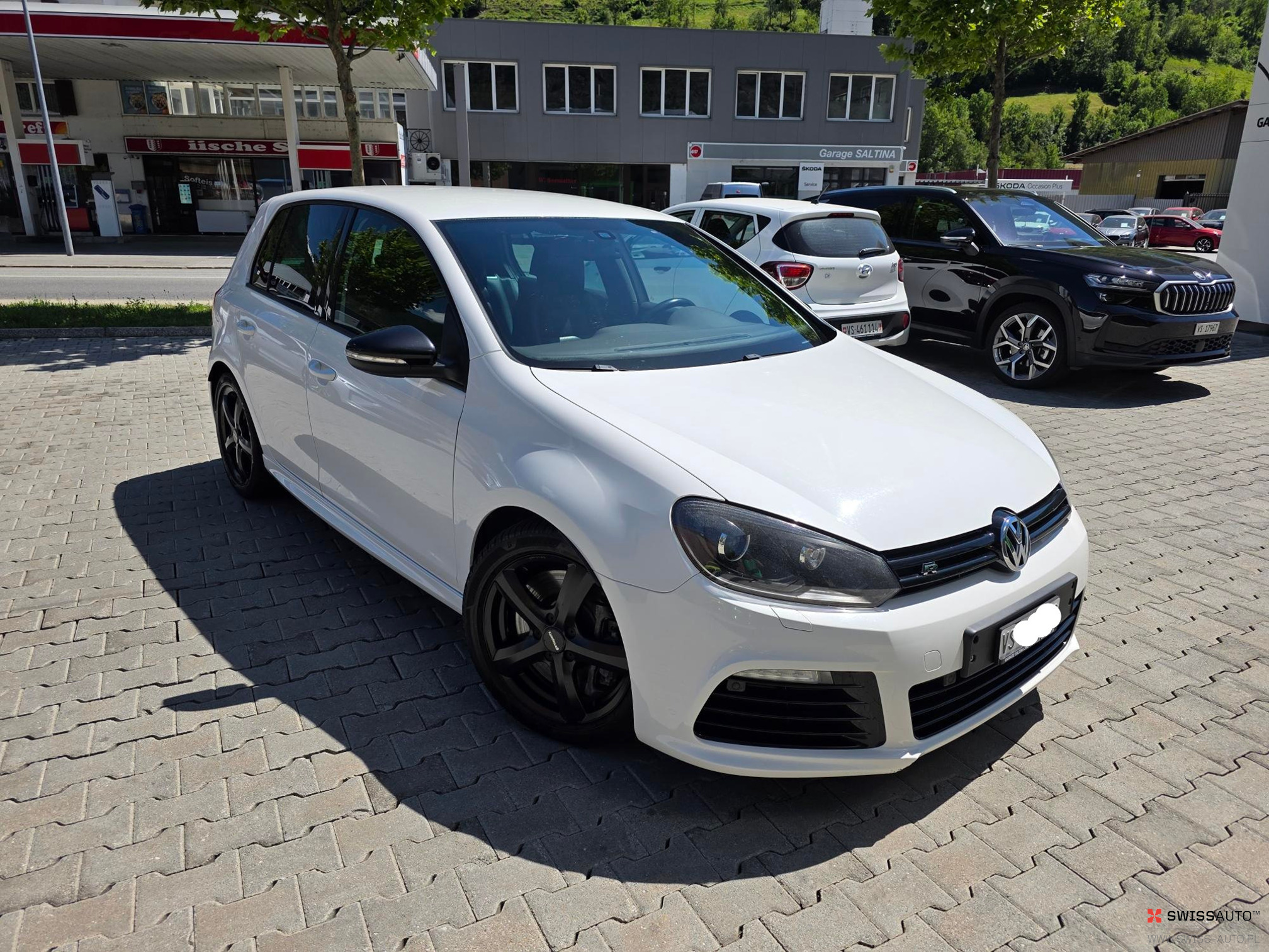 Auction Image