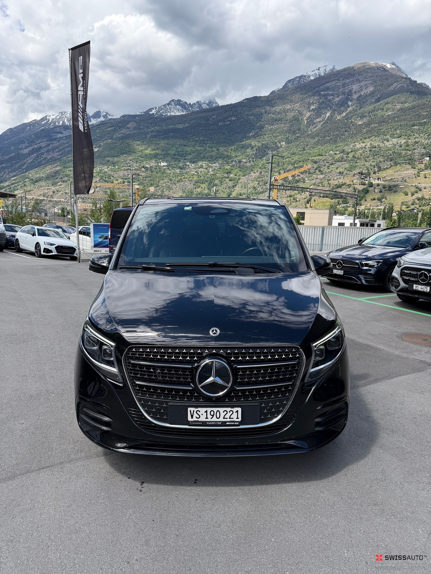 Auction Image