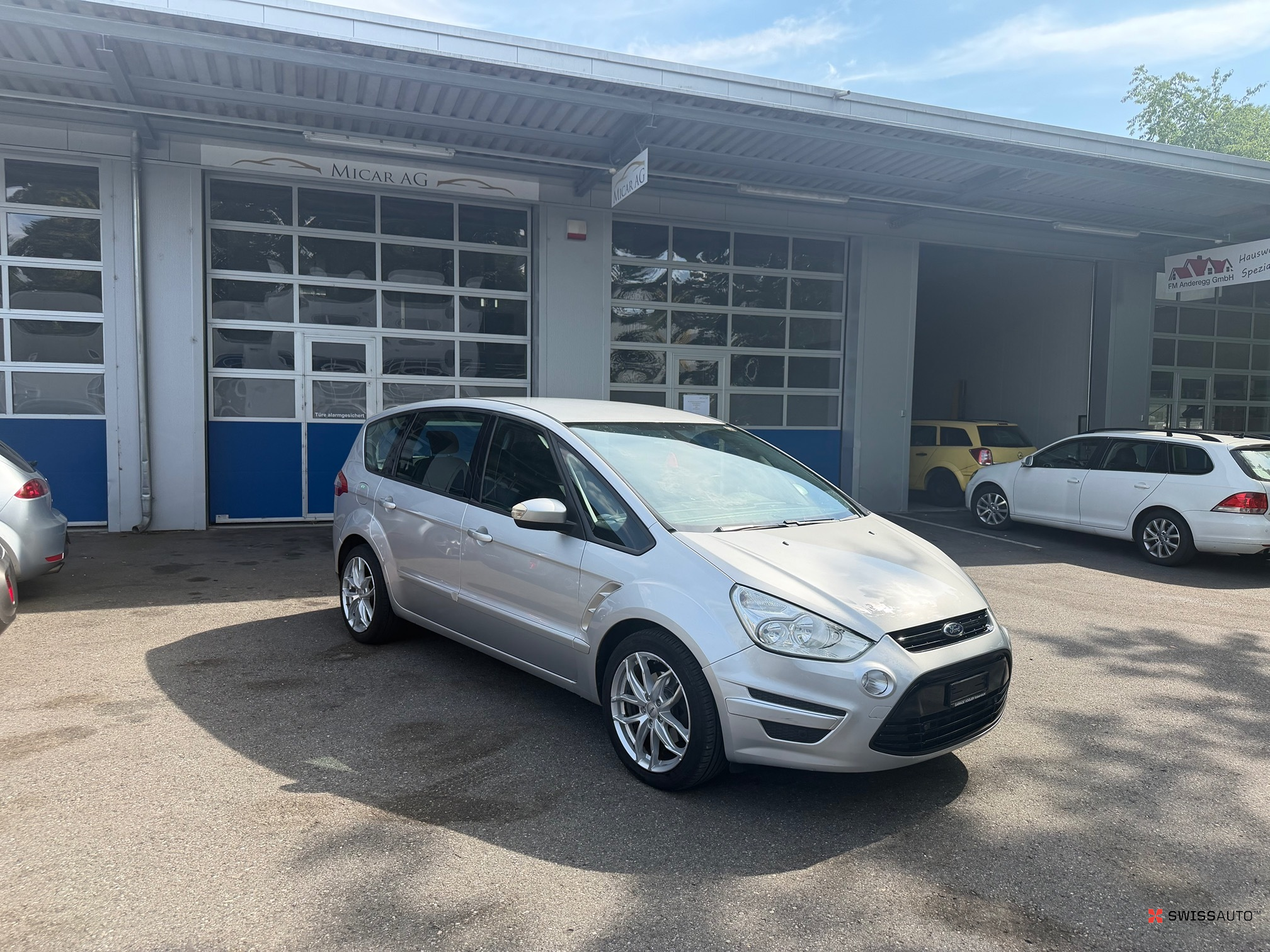 Auction Image