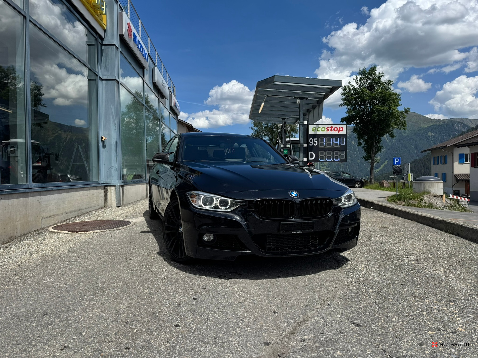 Auction Image
