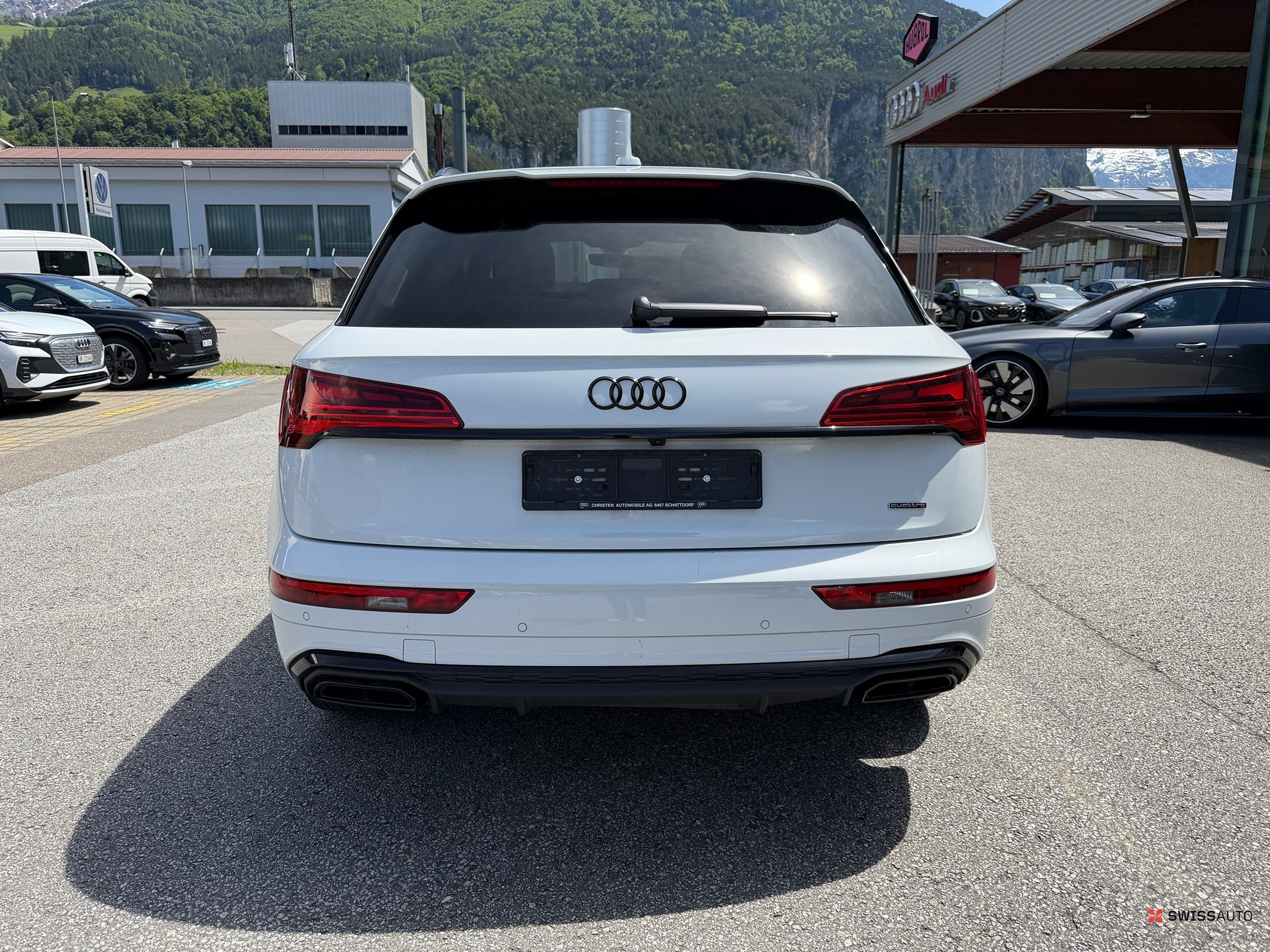 Auction Image