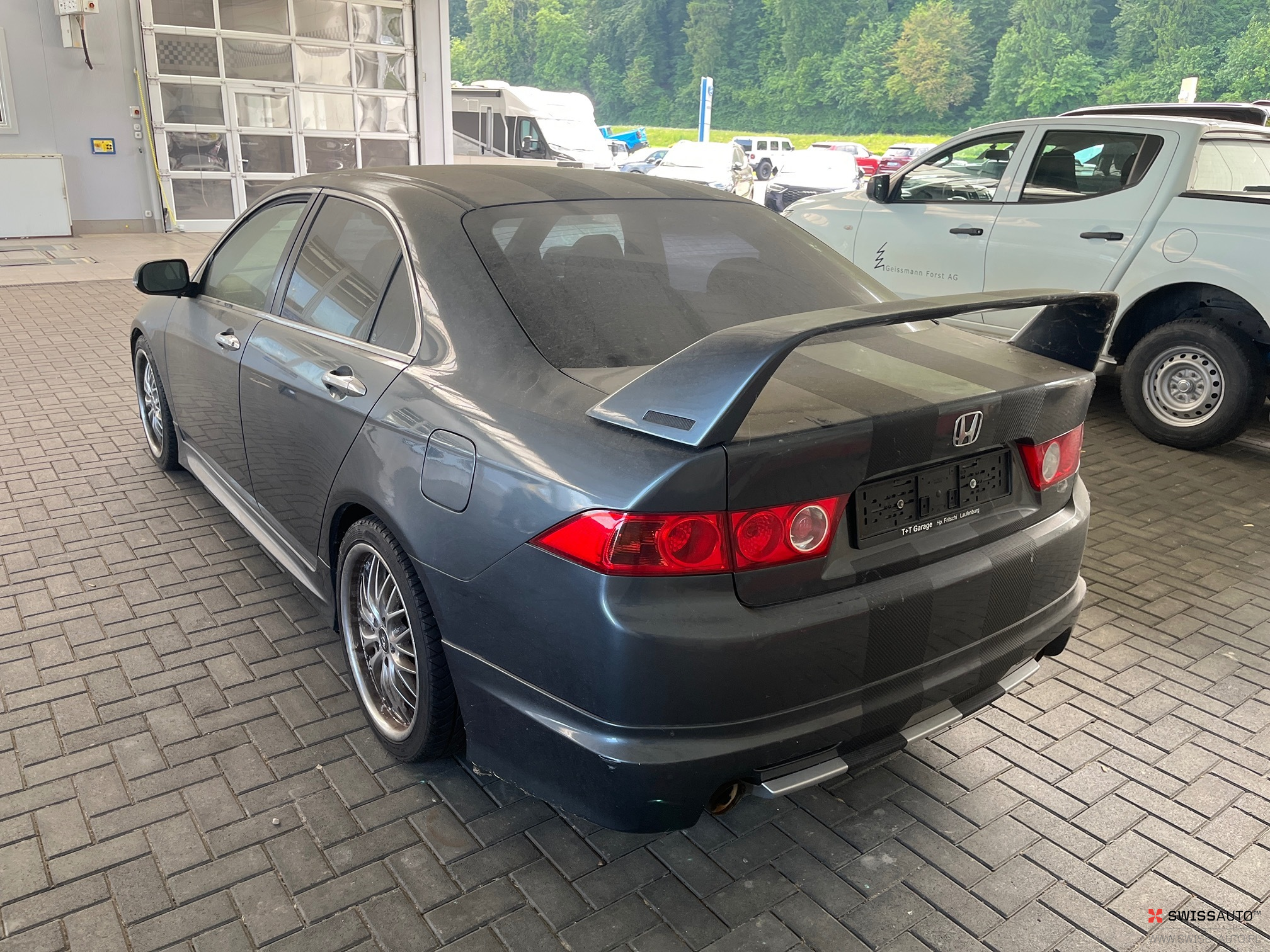 Auction Image