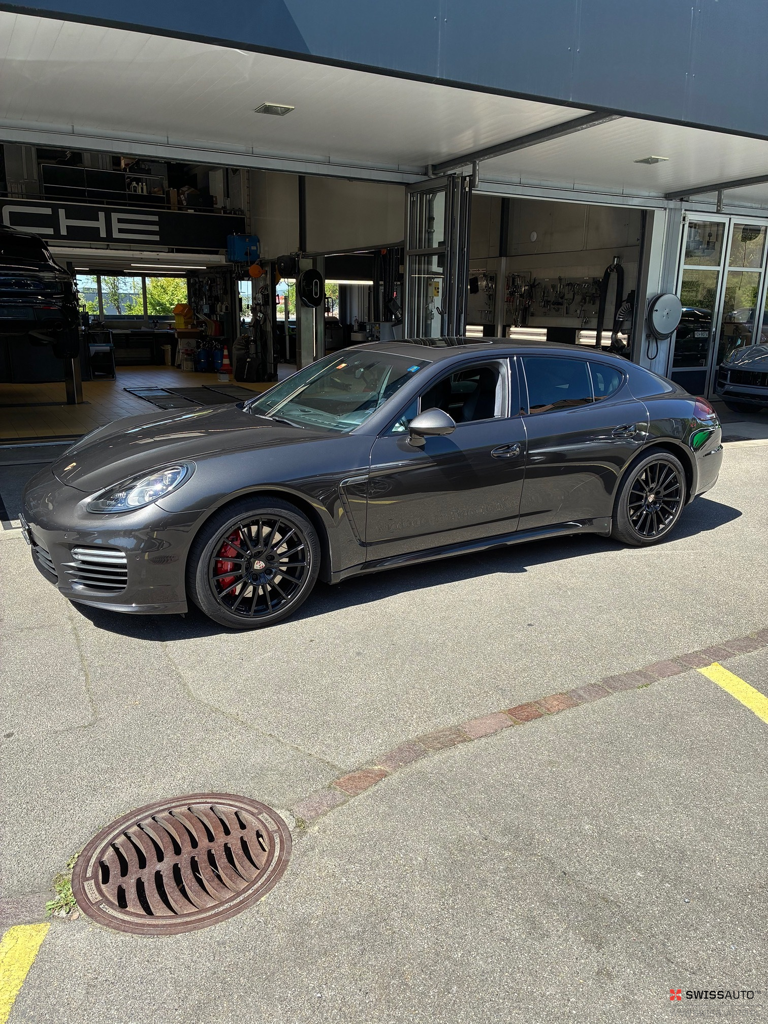 Auction Image