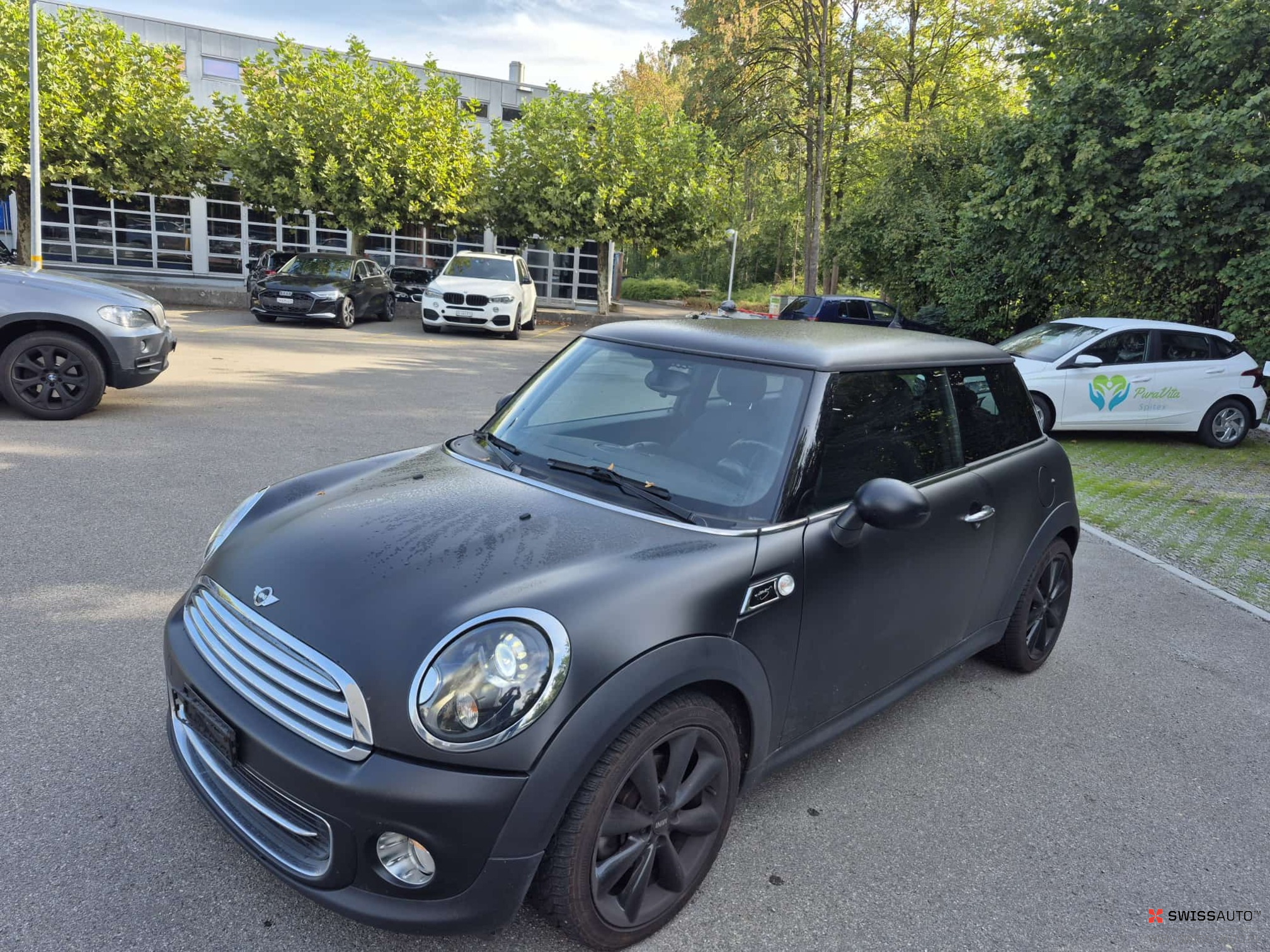 Auction Image