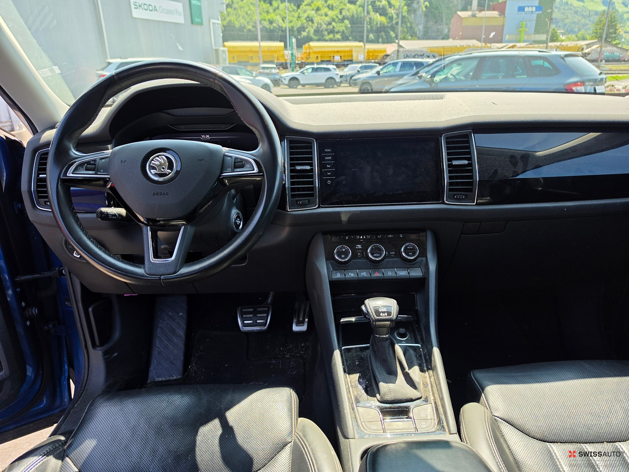 Auction Image