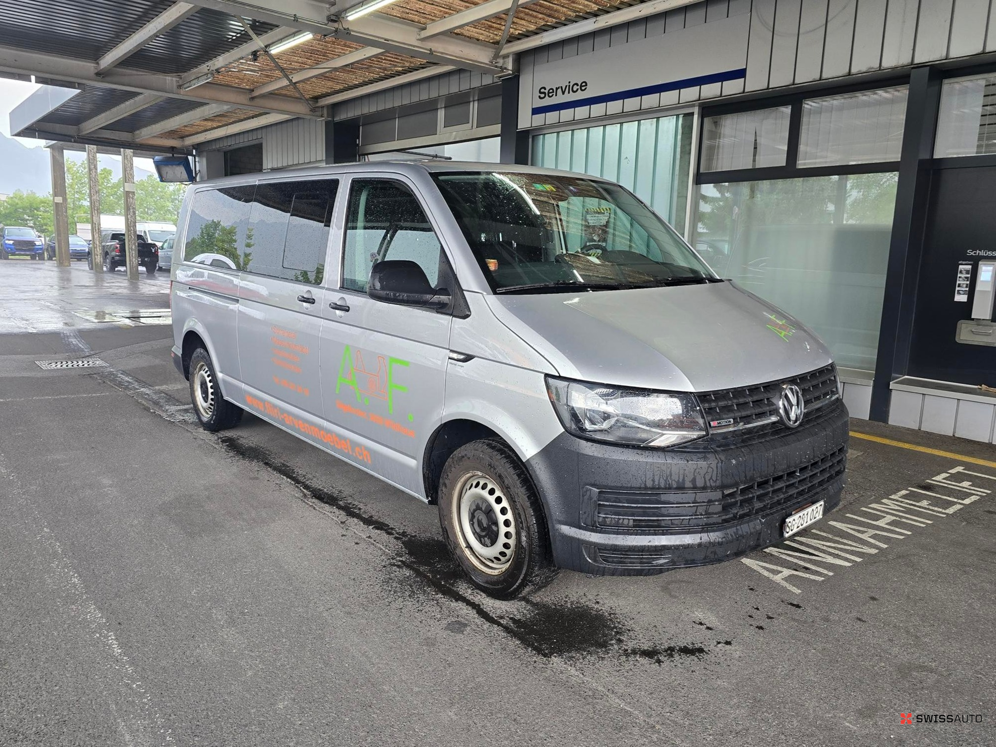 Auction Image