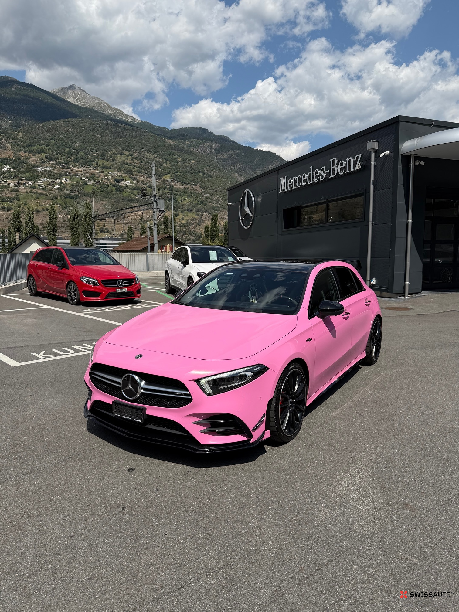 Auction Image