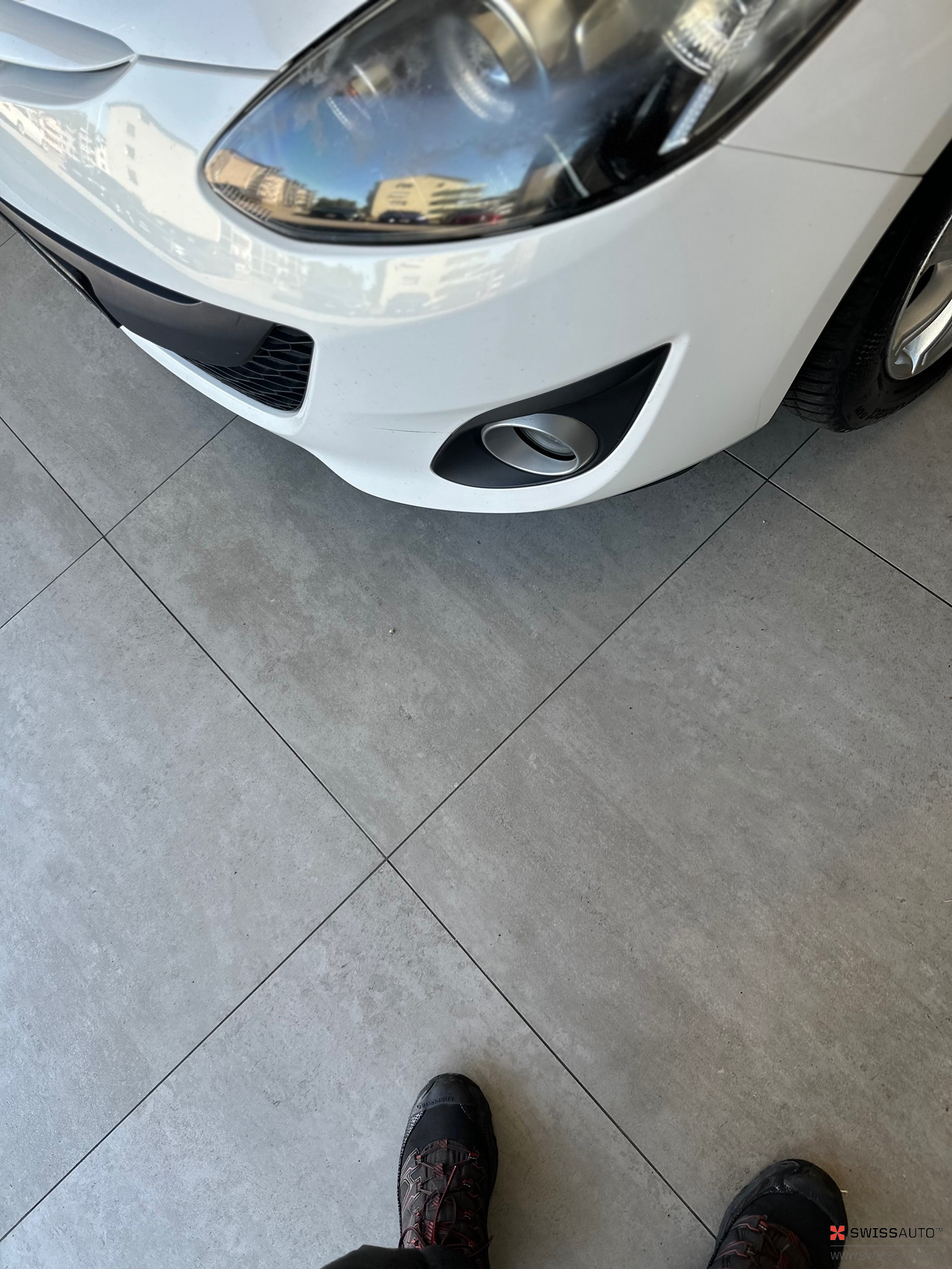 Auction Image