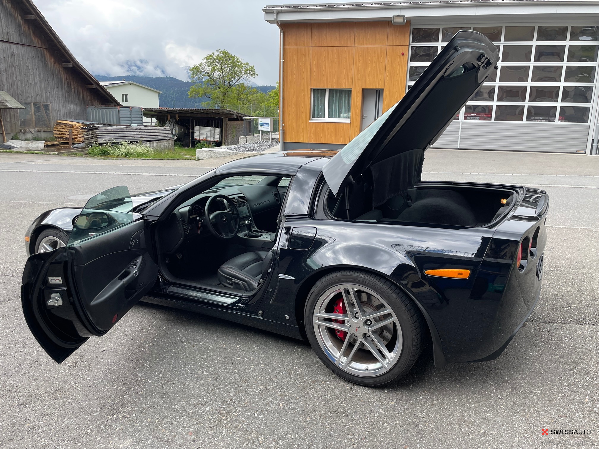 Auction Image
