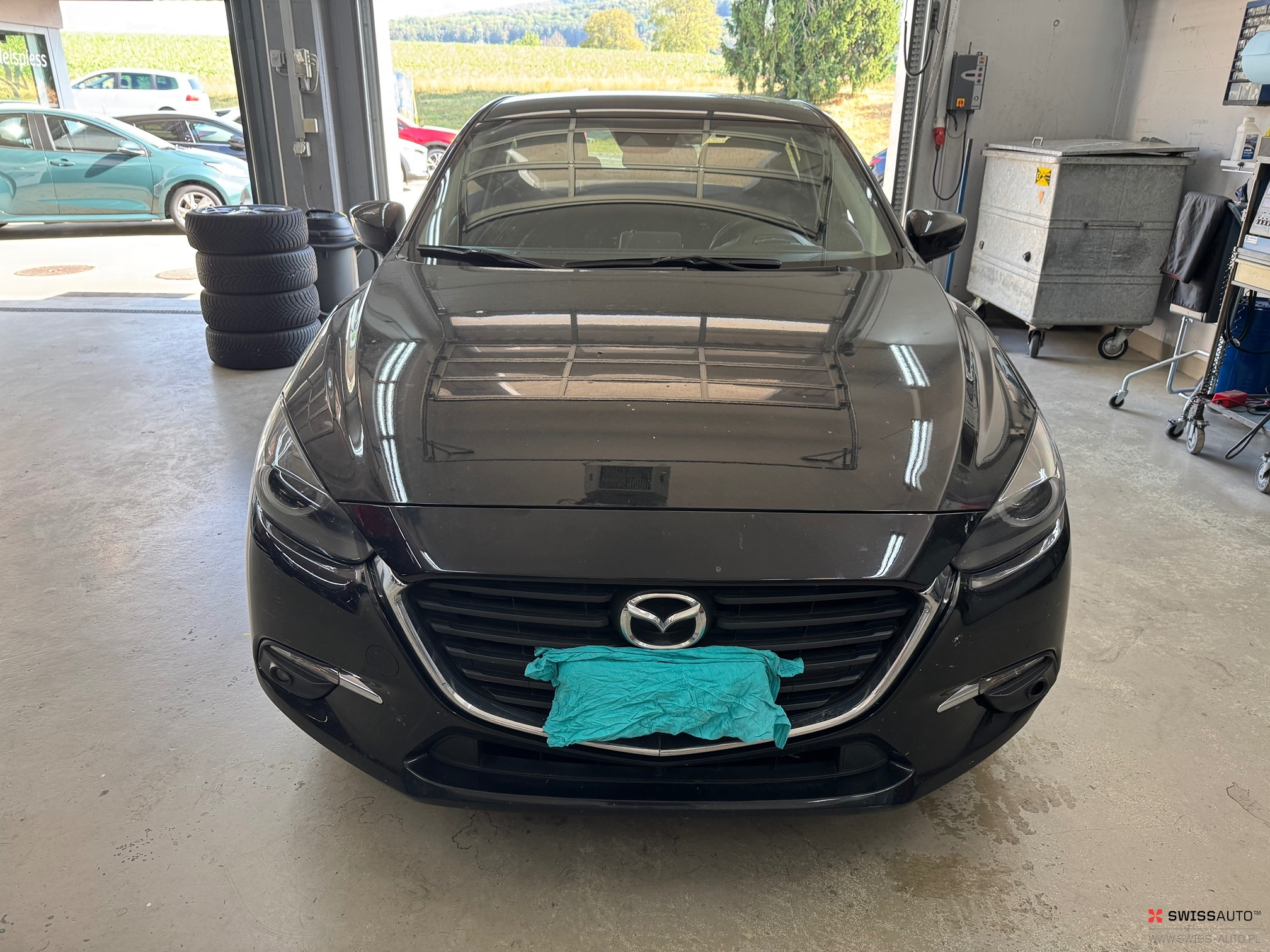 Auction Image
