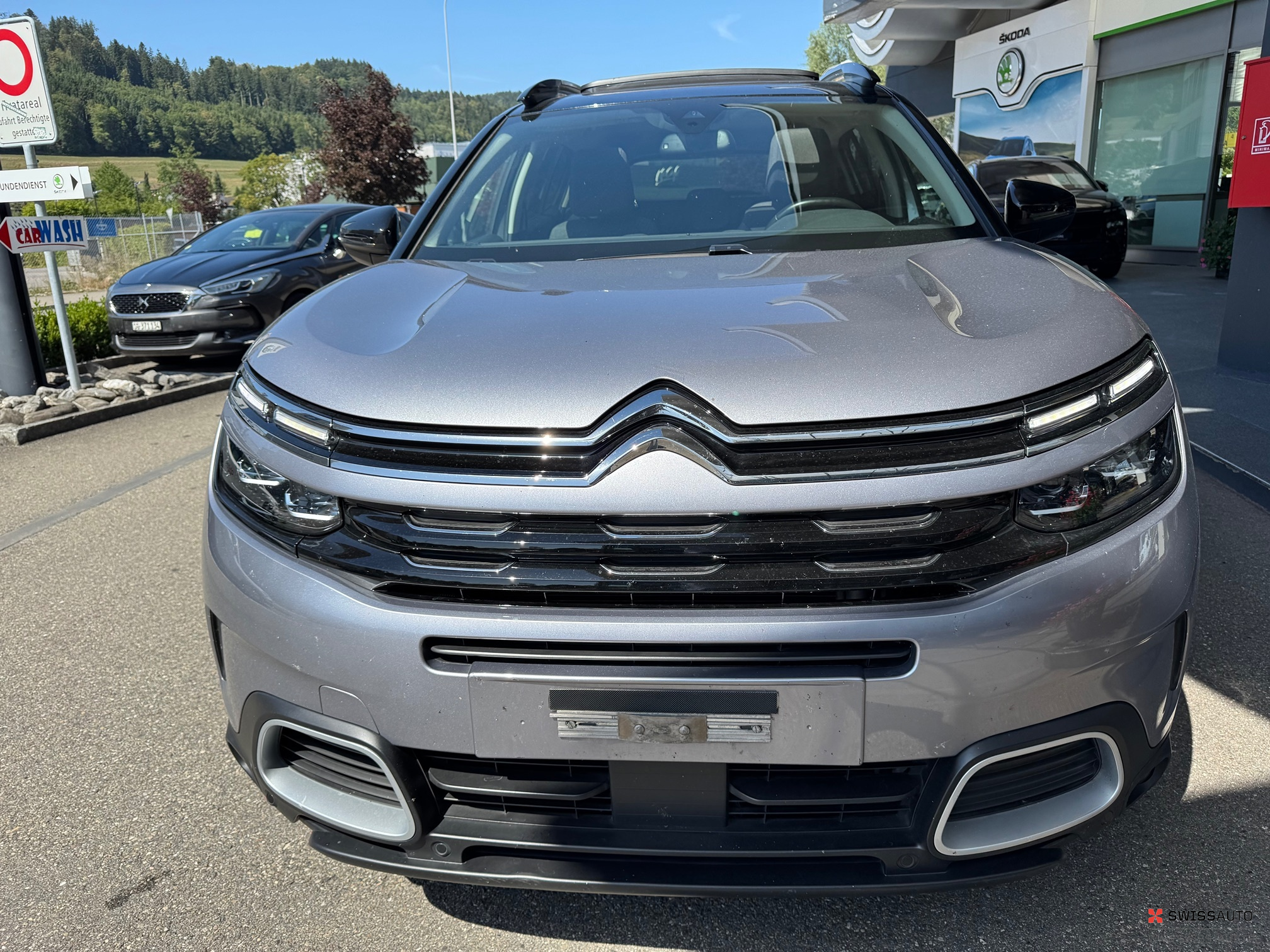 Auction Image