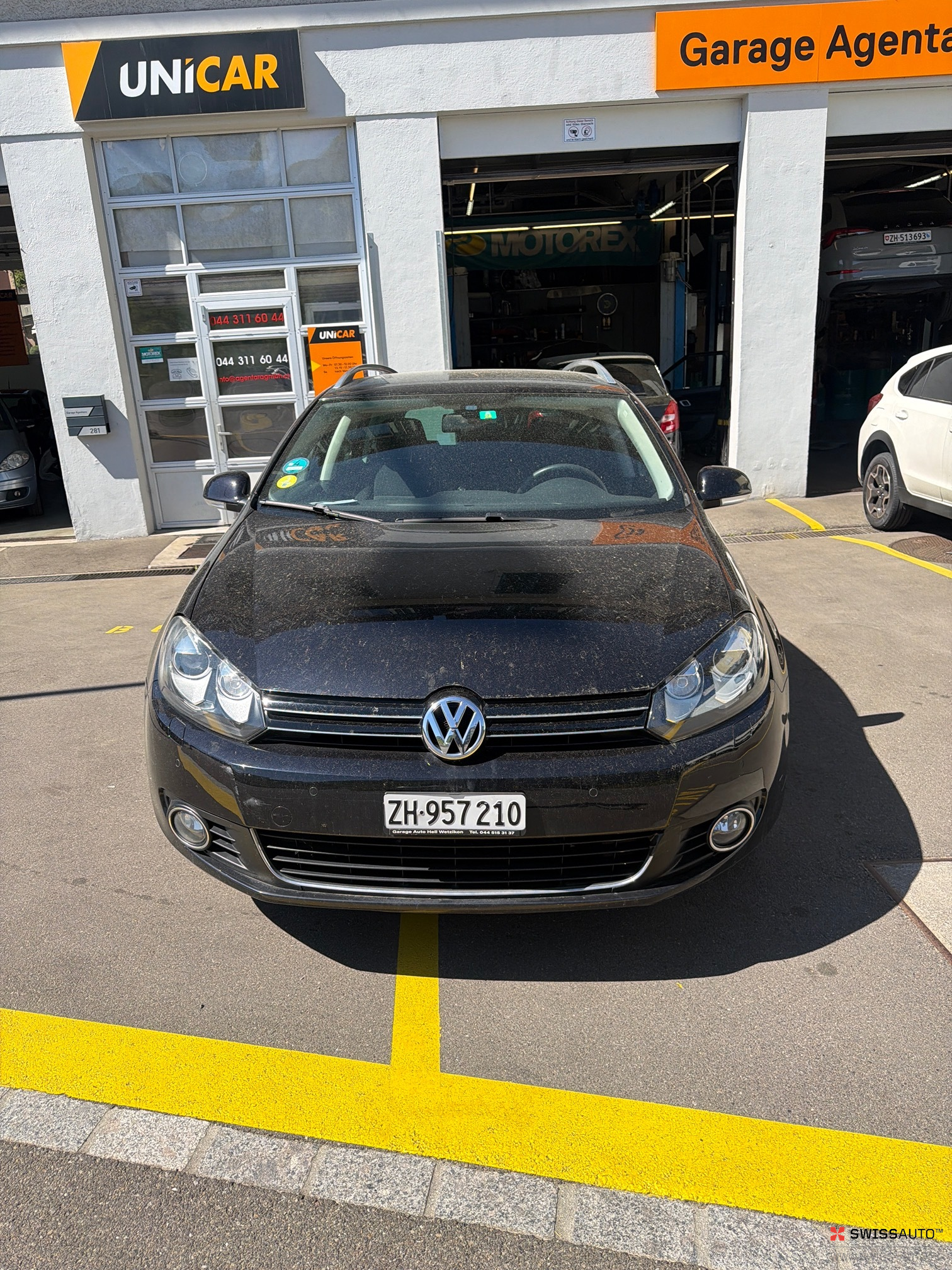 Auction Image