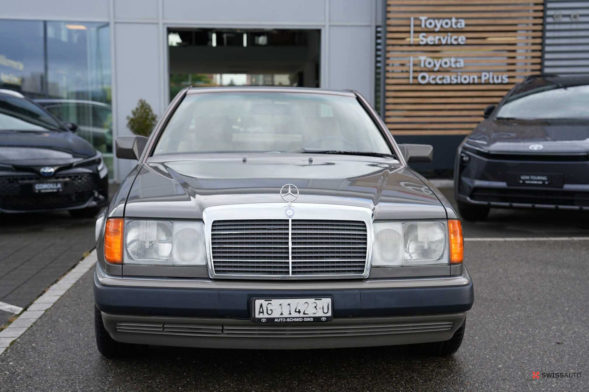 Auction Image