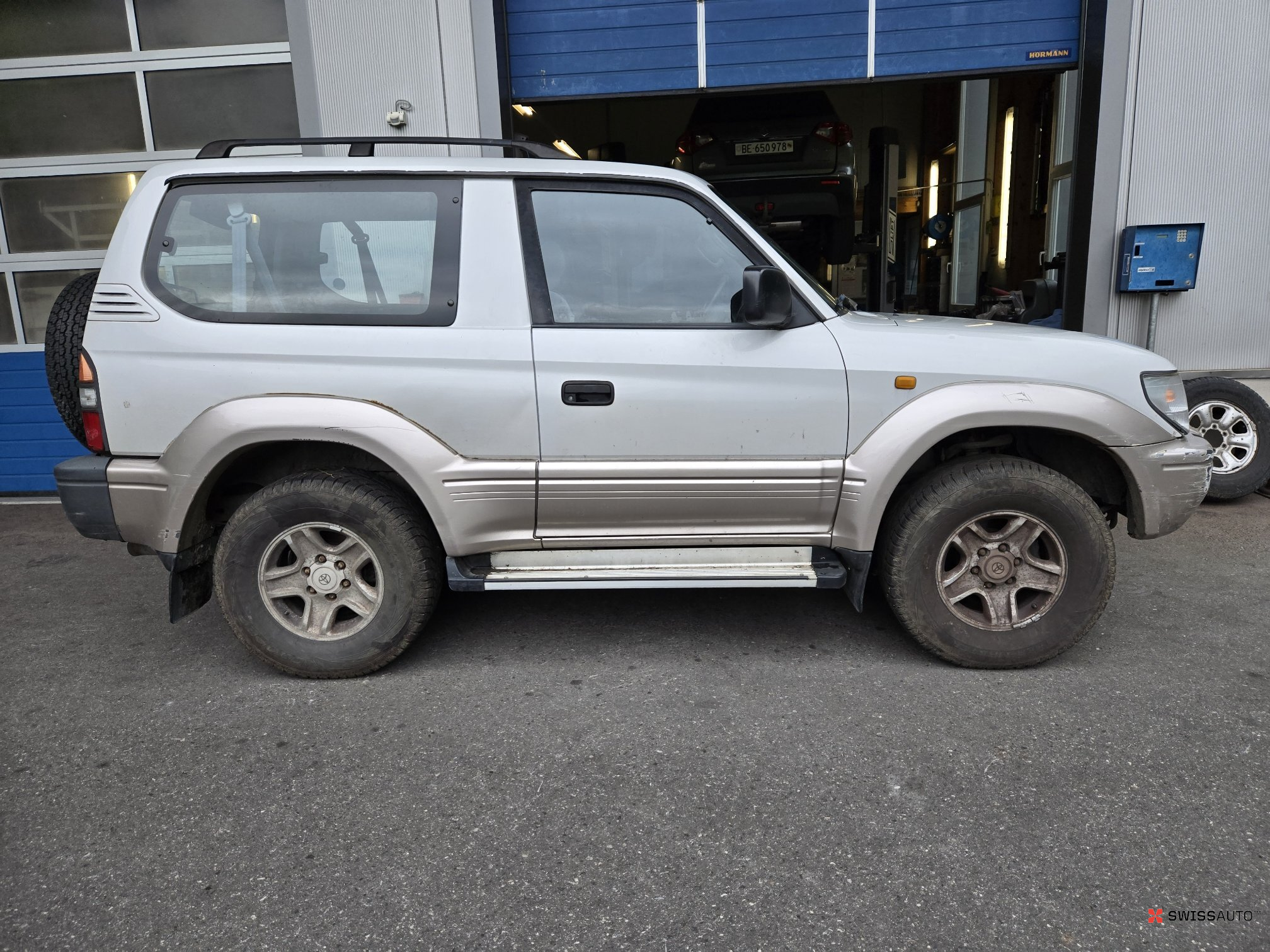Auction Image