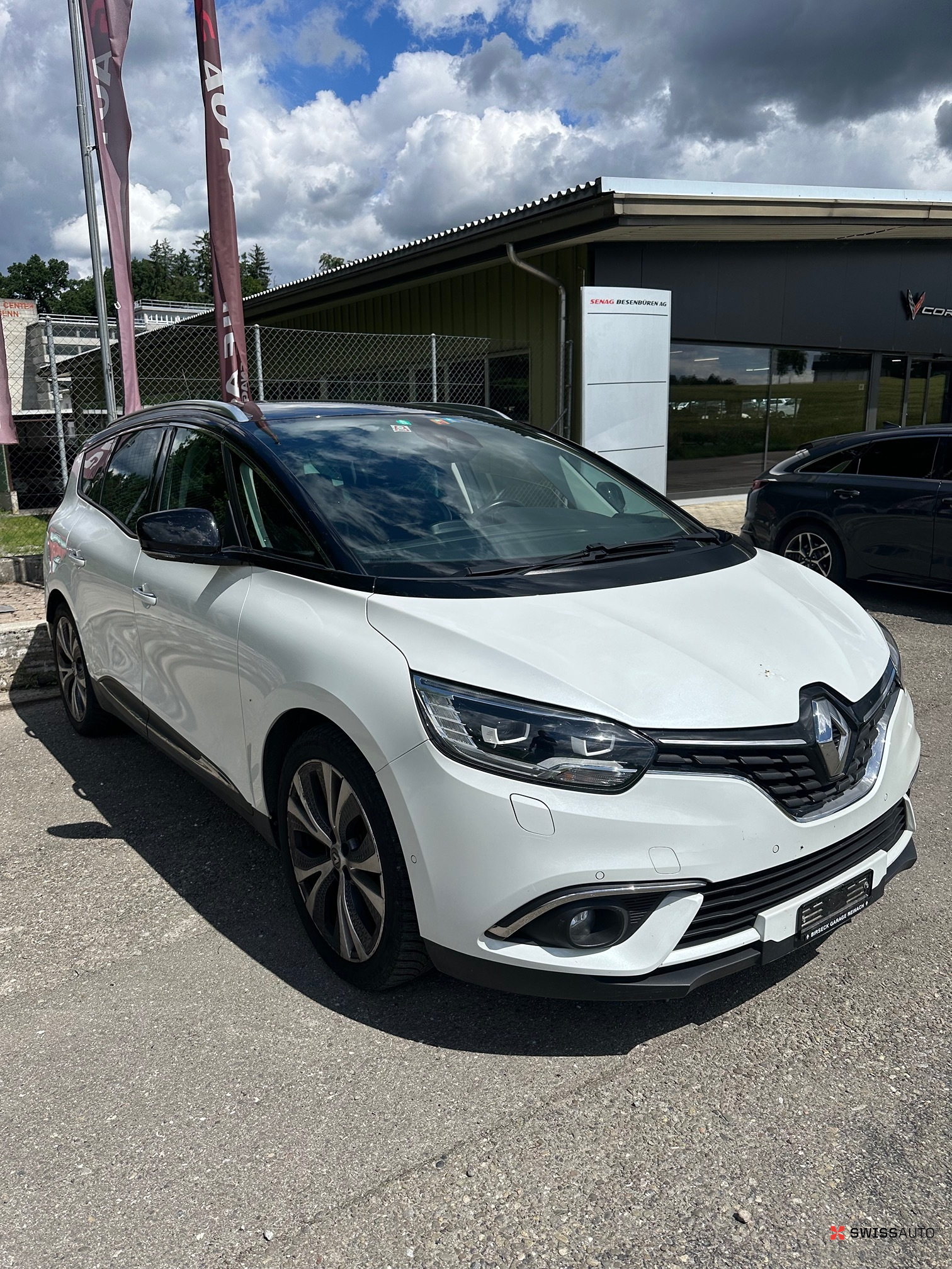 Auction Image