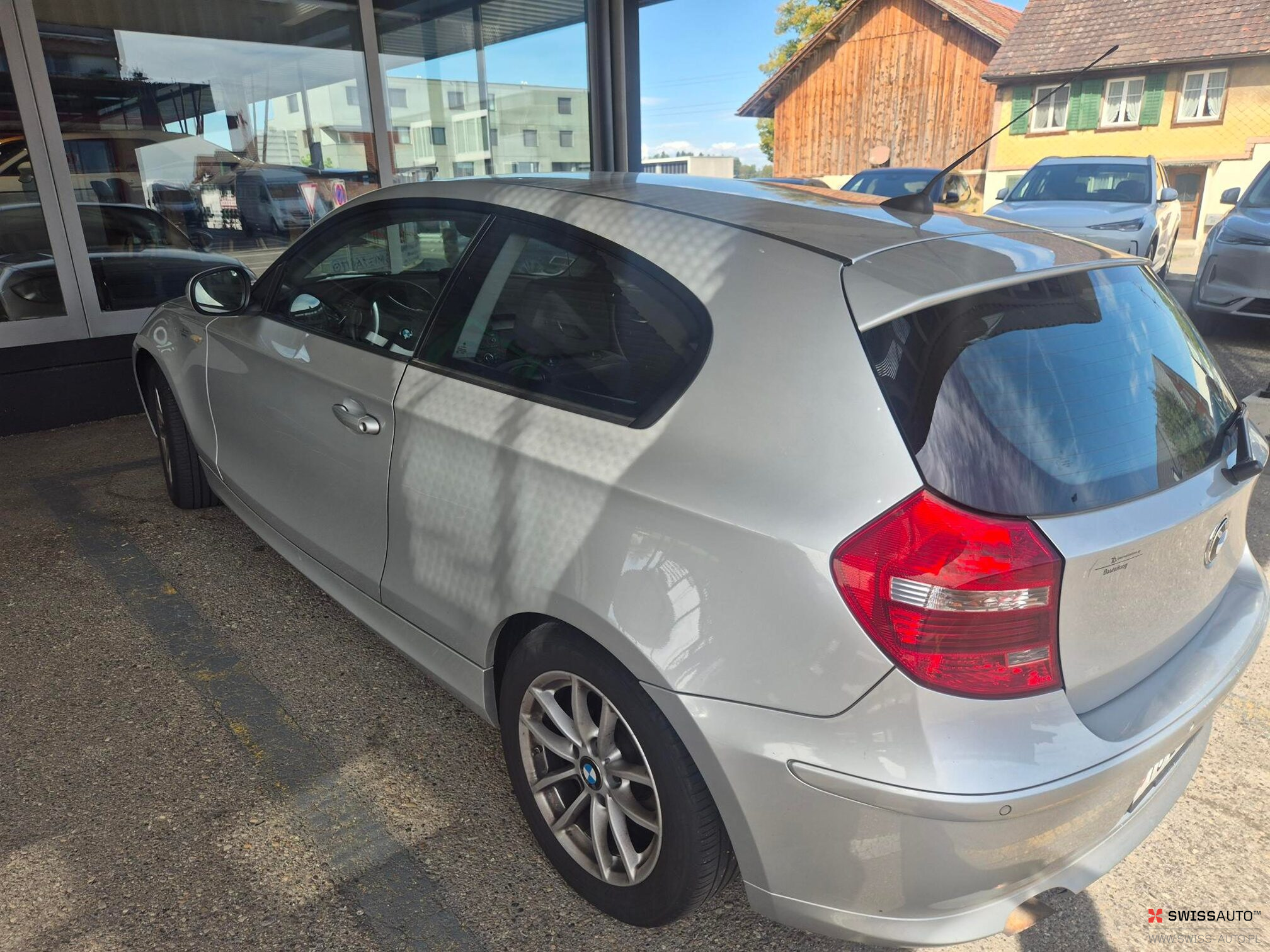 Auction Image