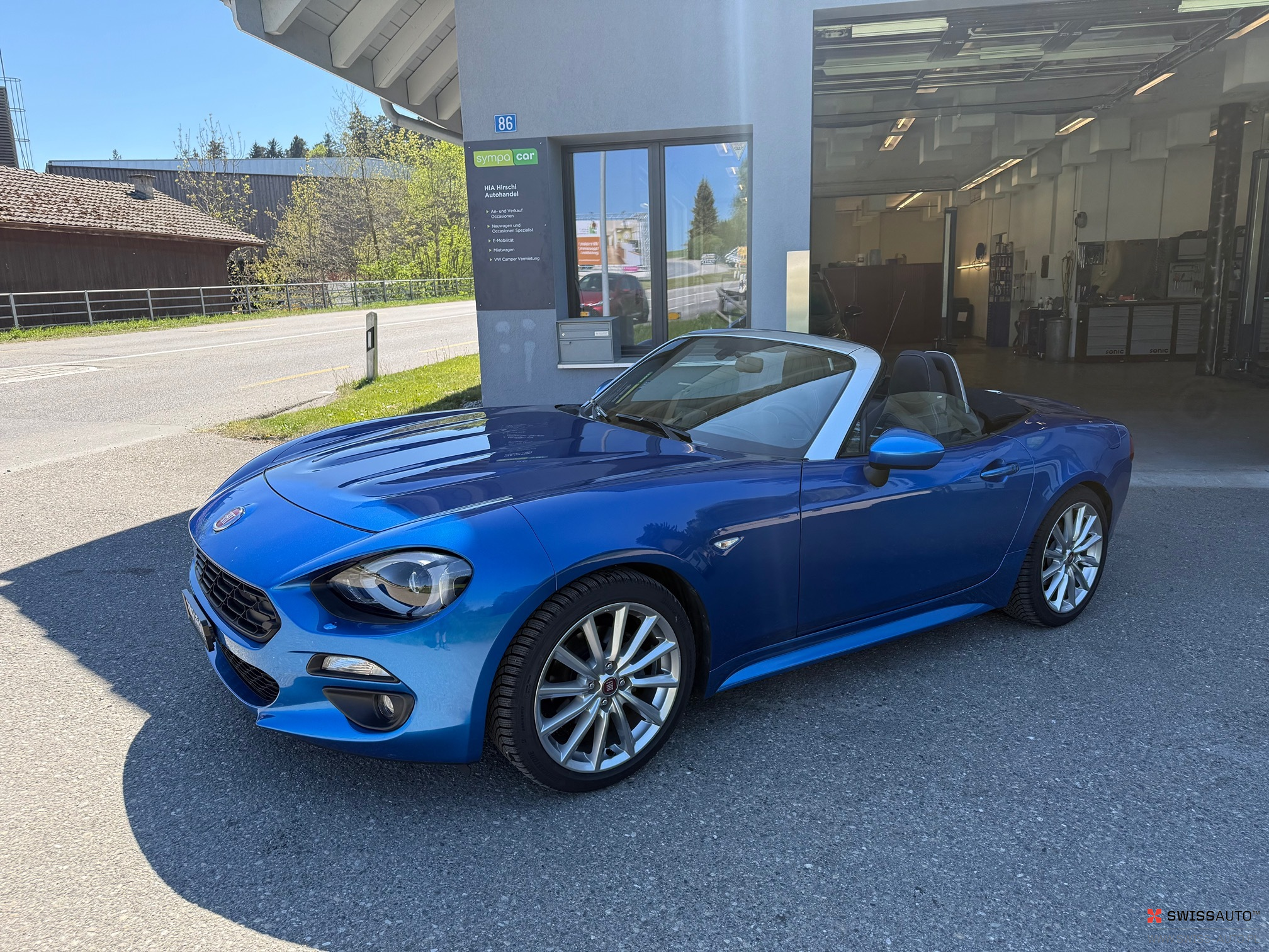 Auction Image