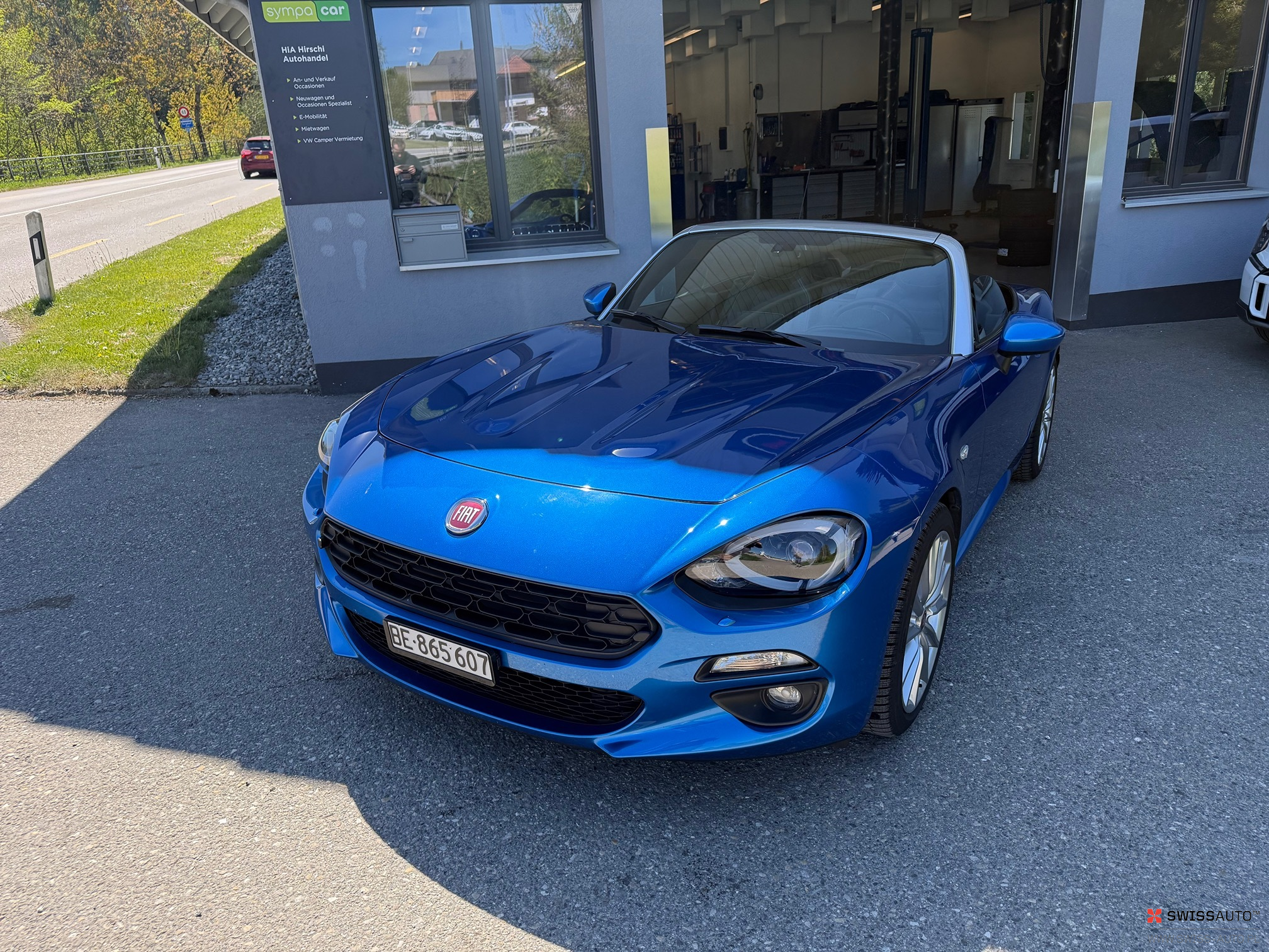 Auction Image