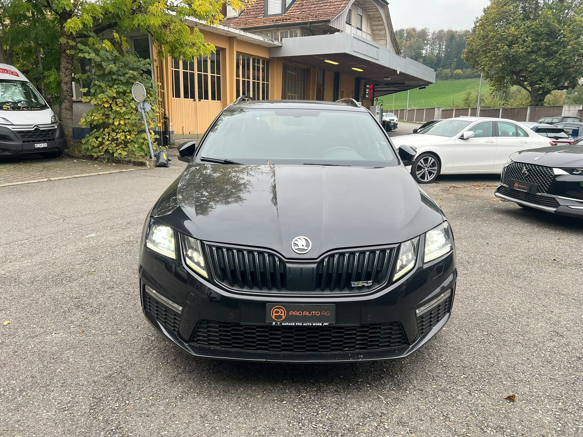 Auction Image