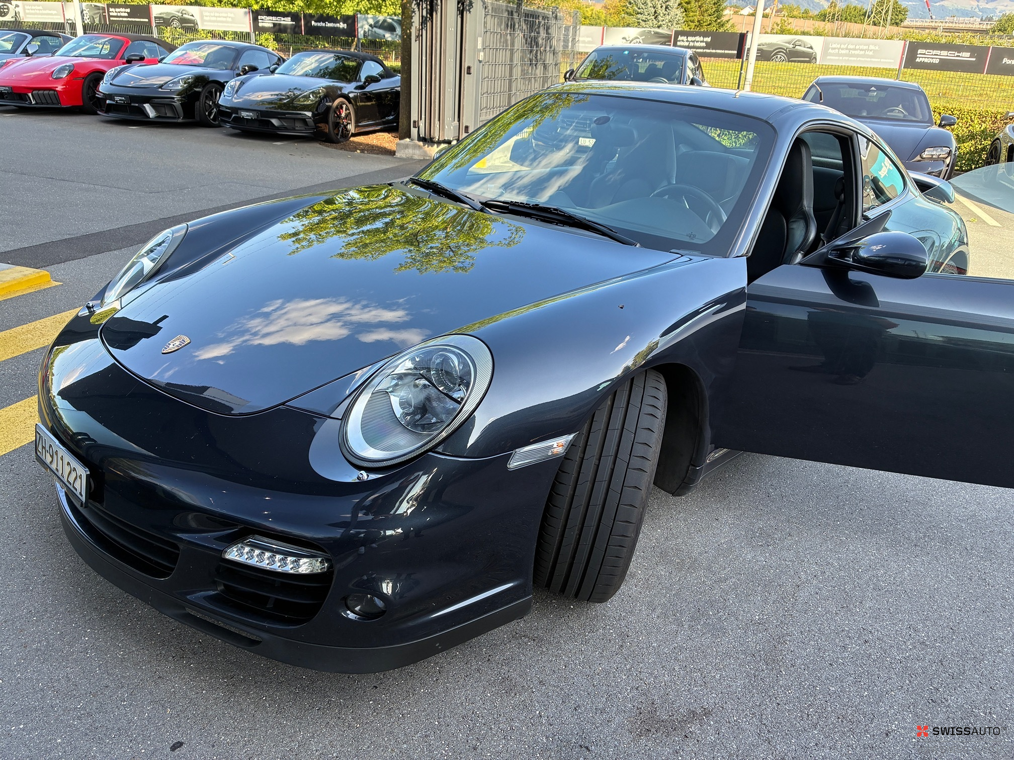 Auction Image