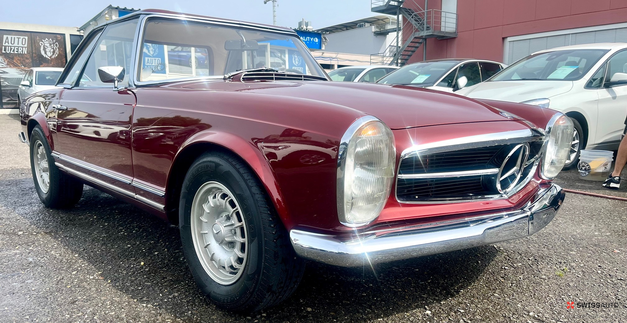 Auction Image