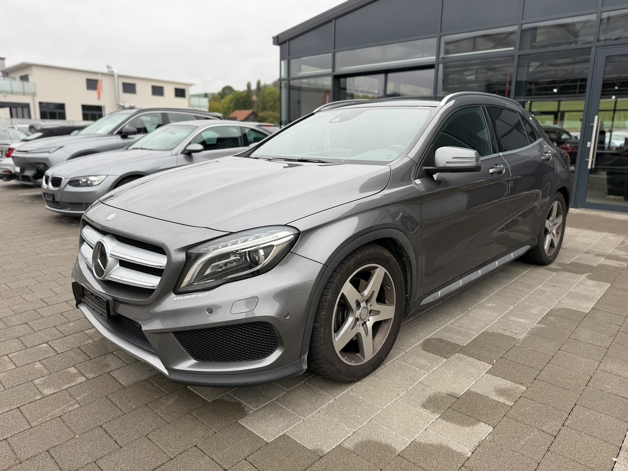 Auction Image