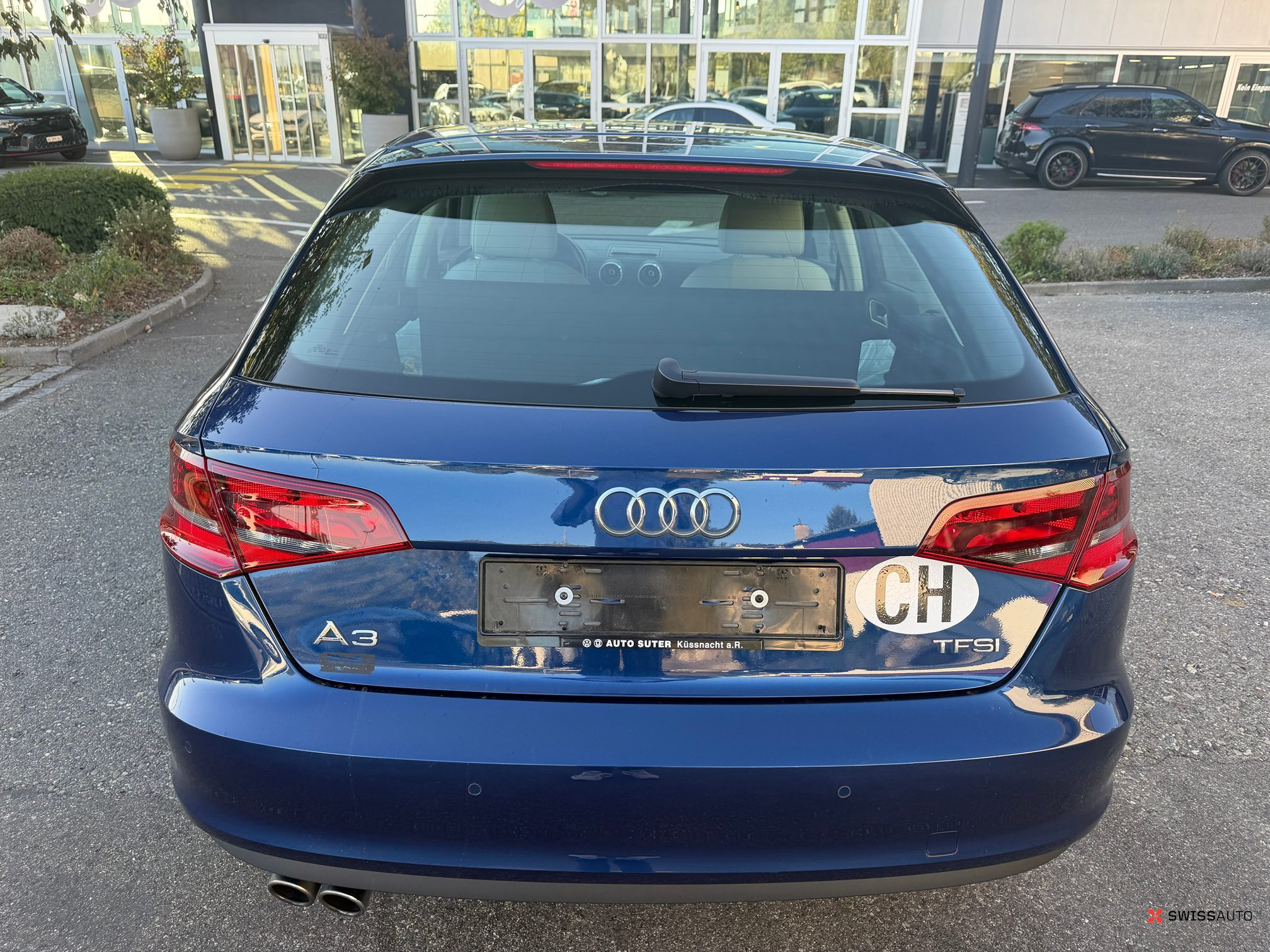 Auction Image