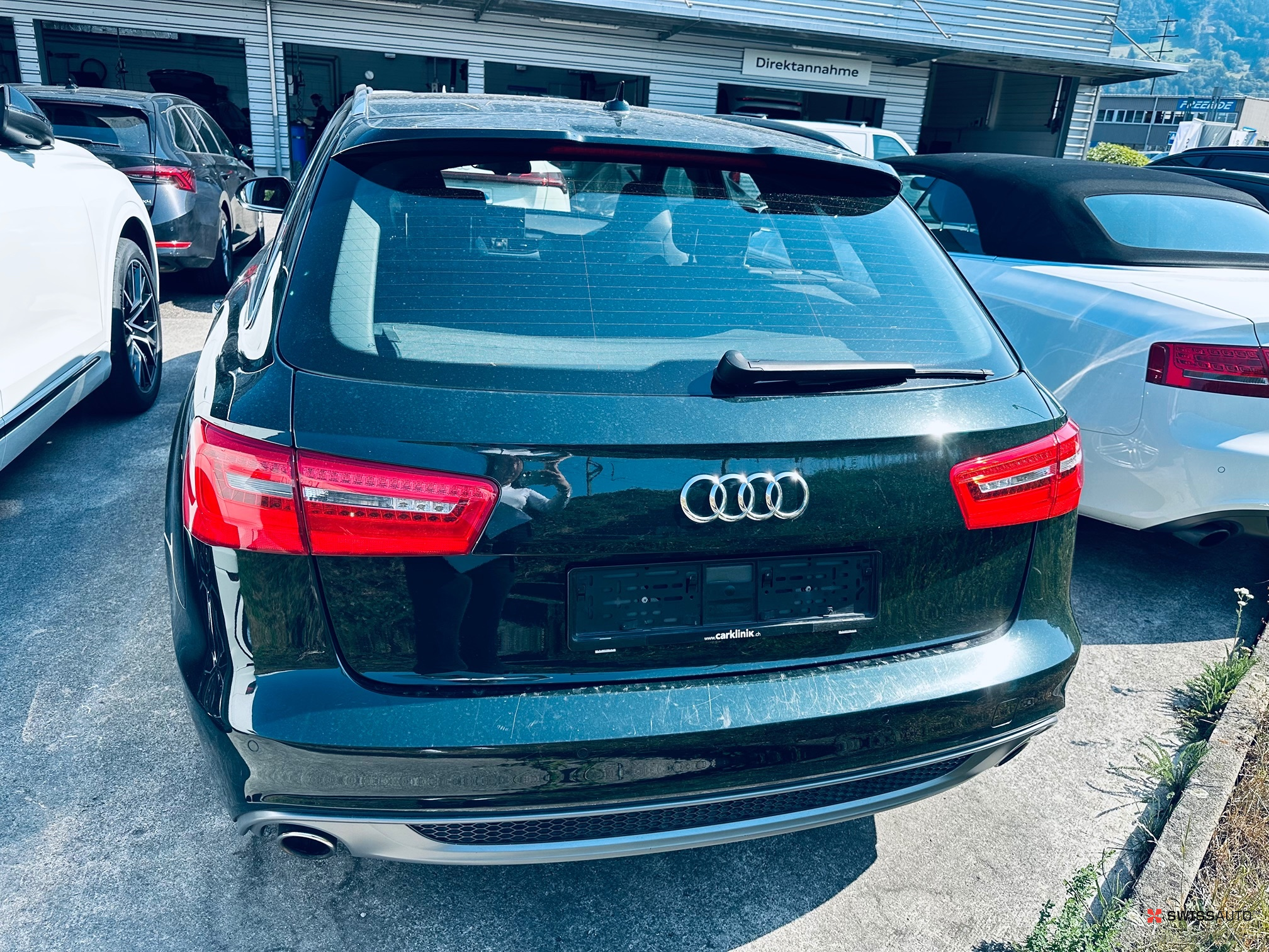 Auction Image