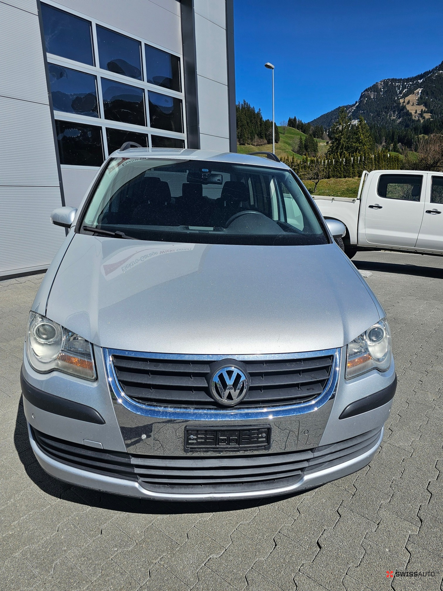 Auction Image