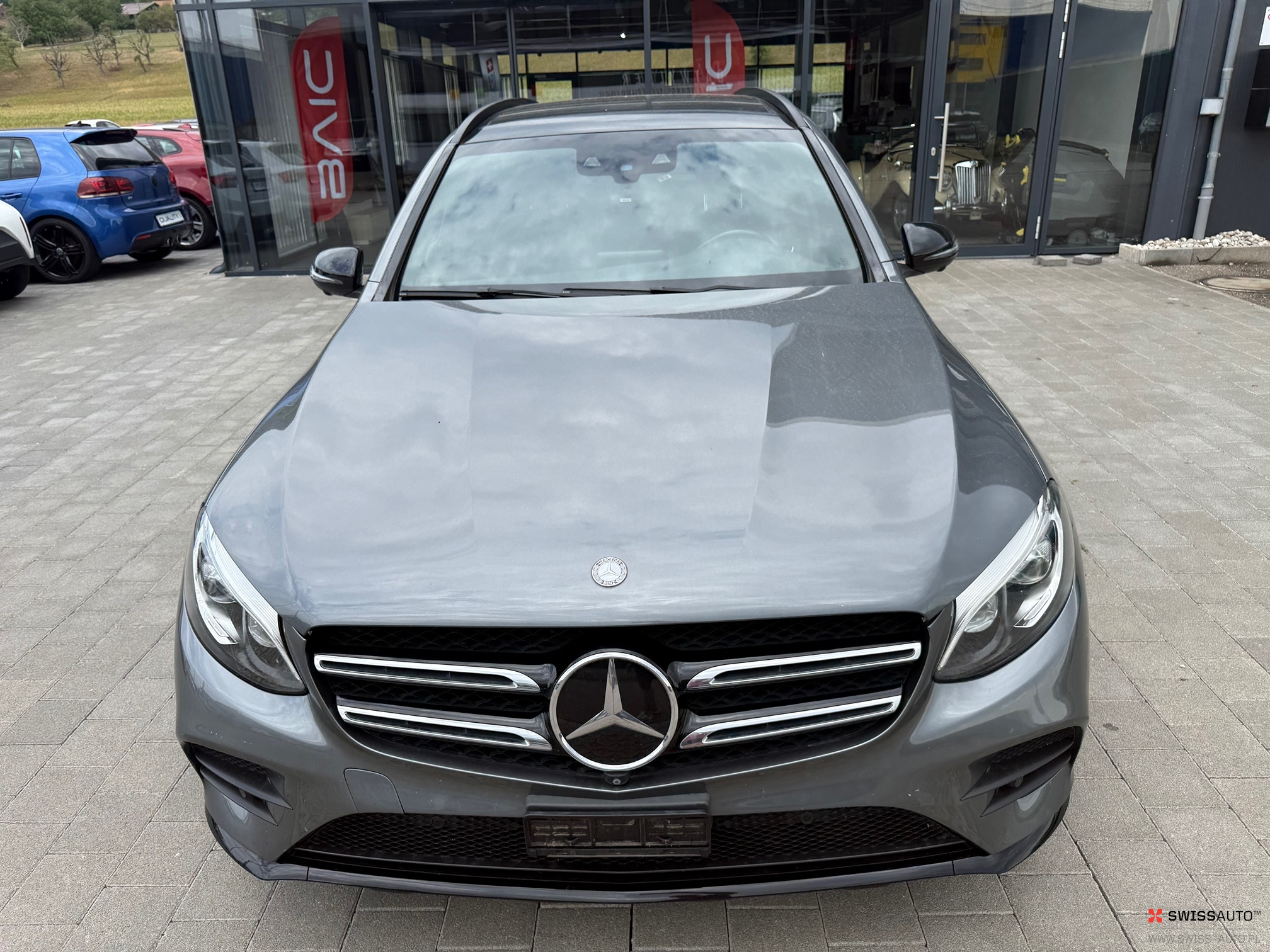 Auction Image