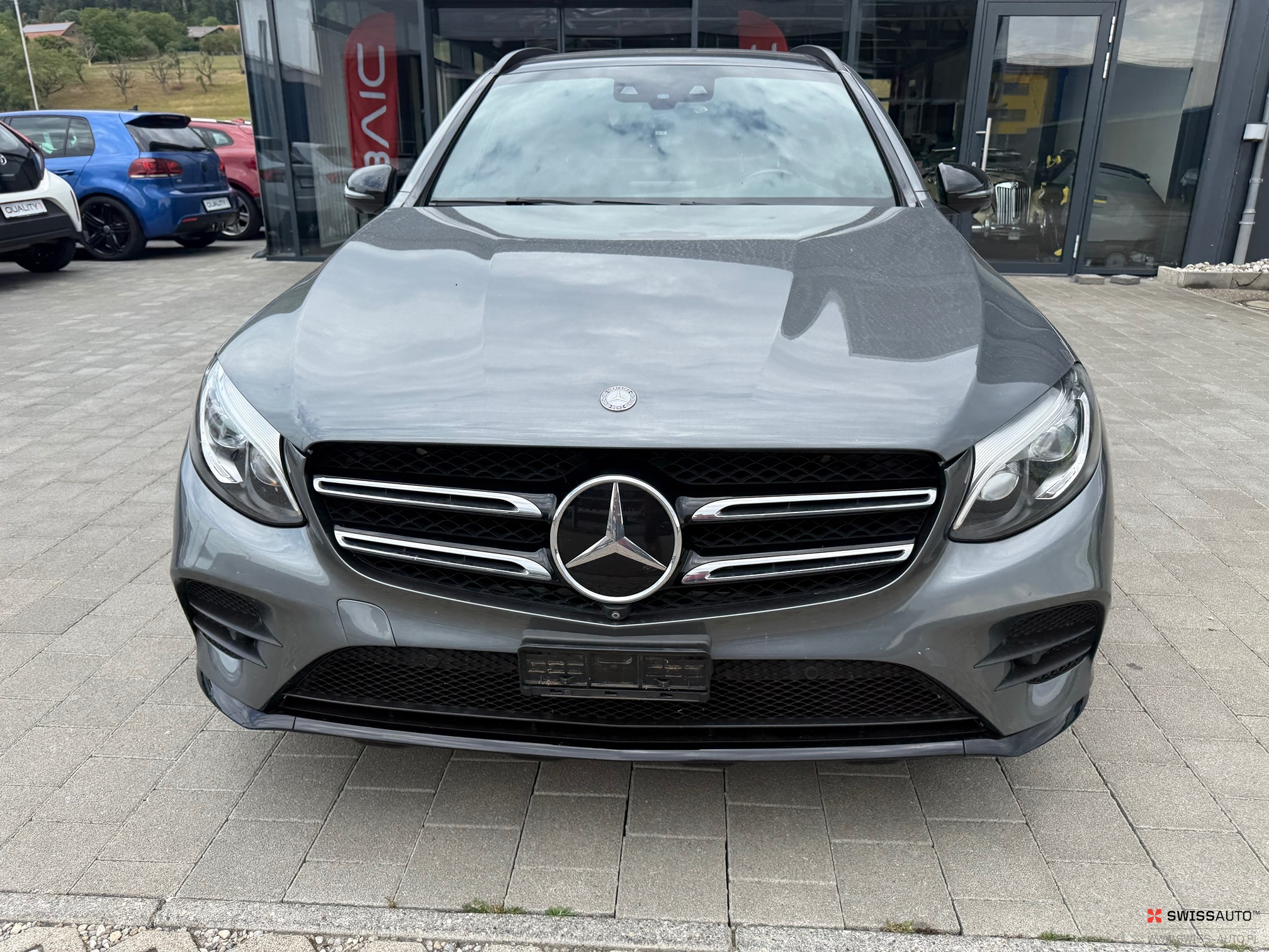 Auction Image