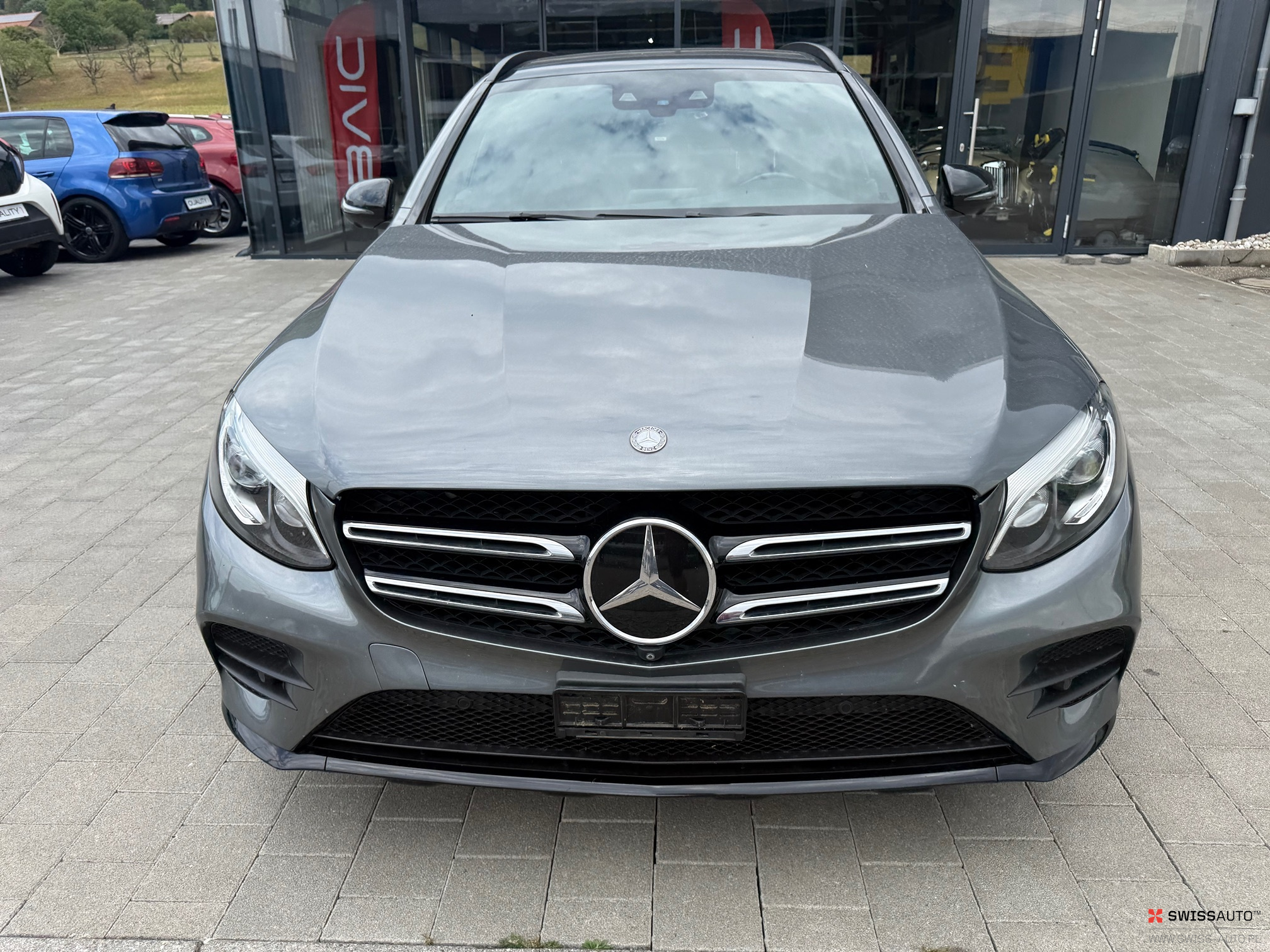Auction Image