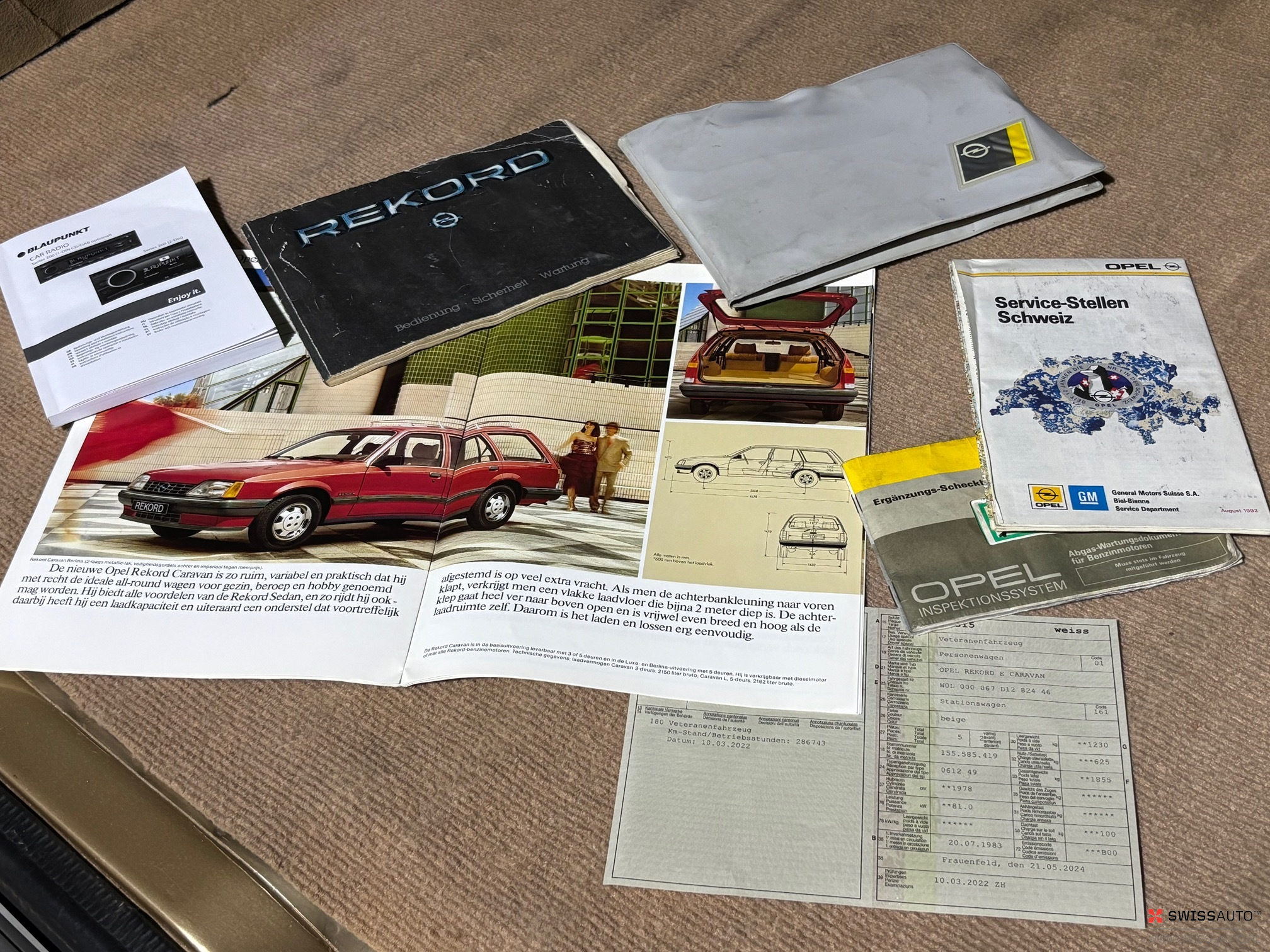 Auction Image