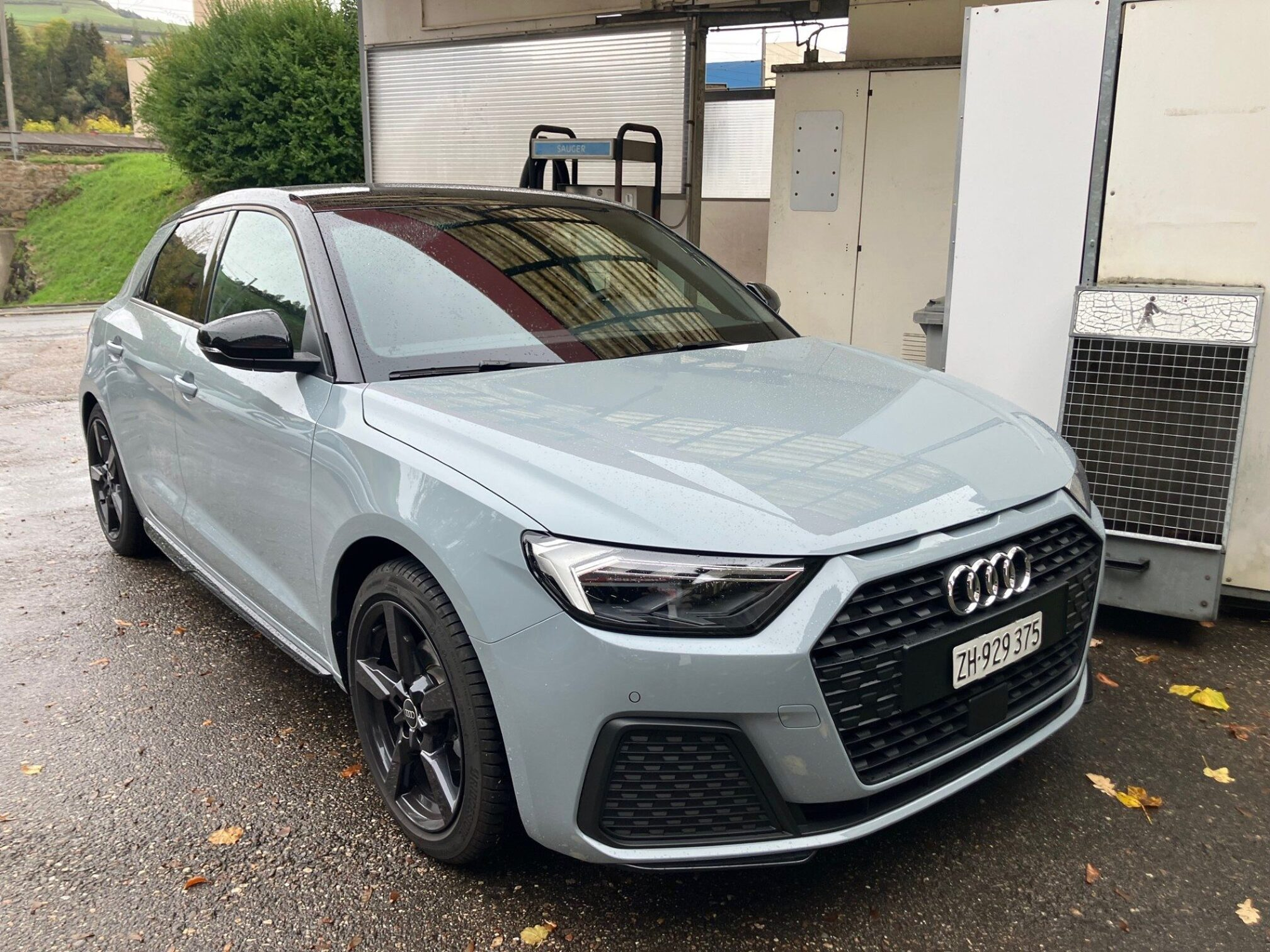 Auction Image