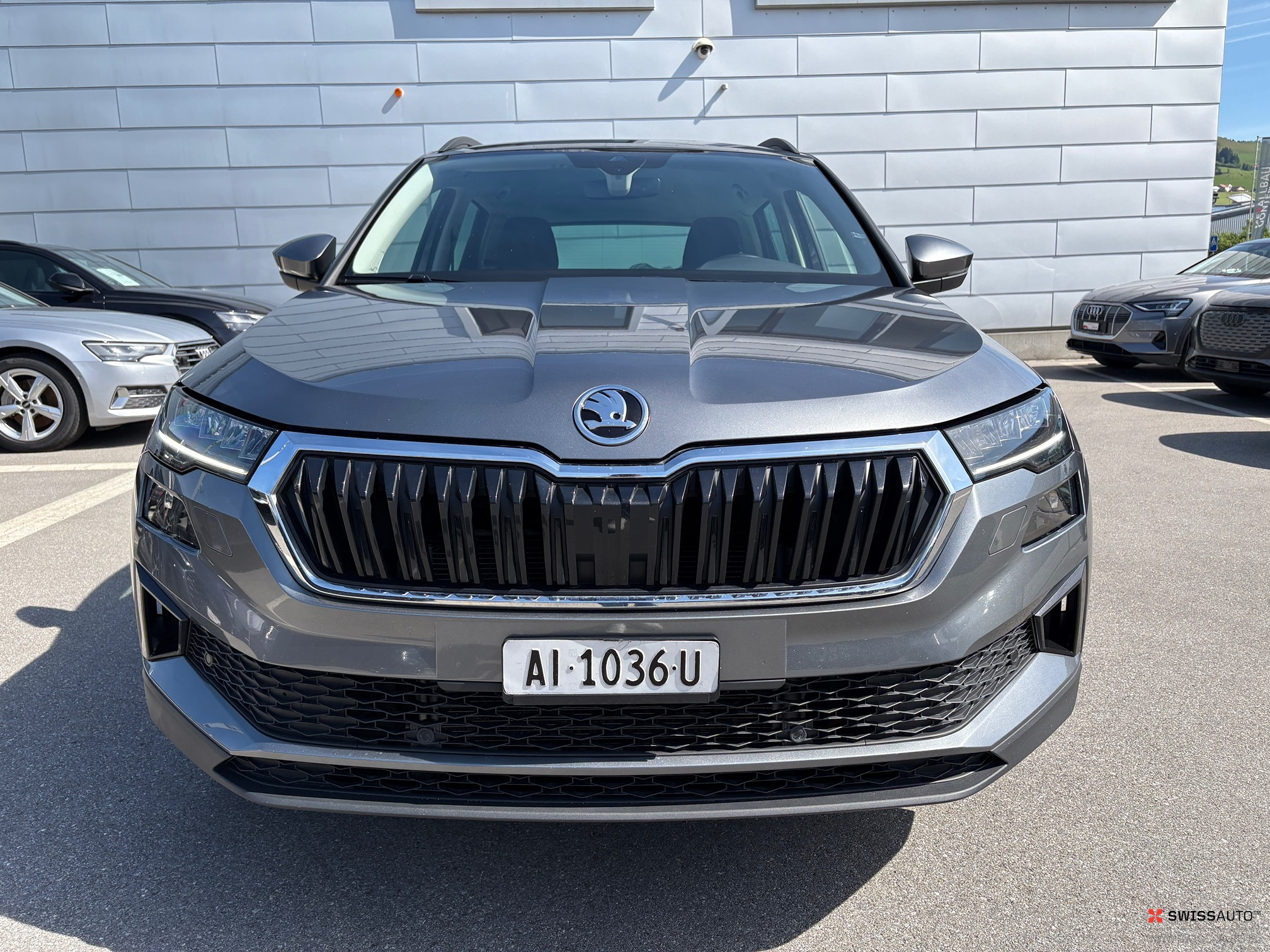 Auction Image