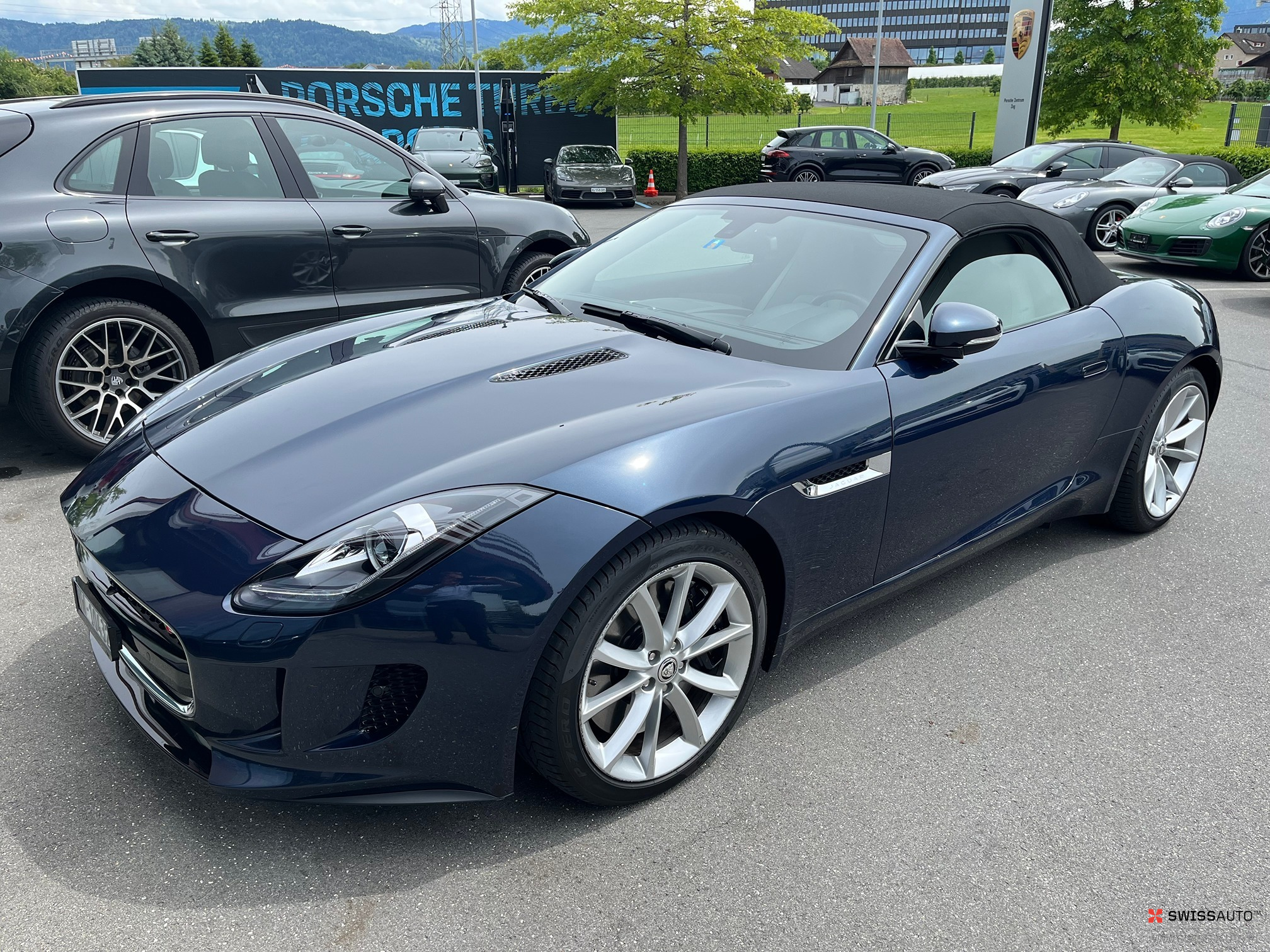 Auction Image