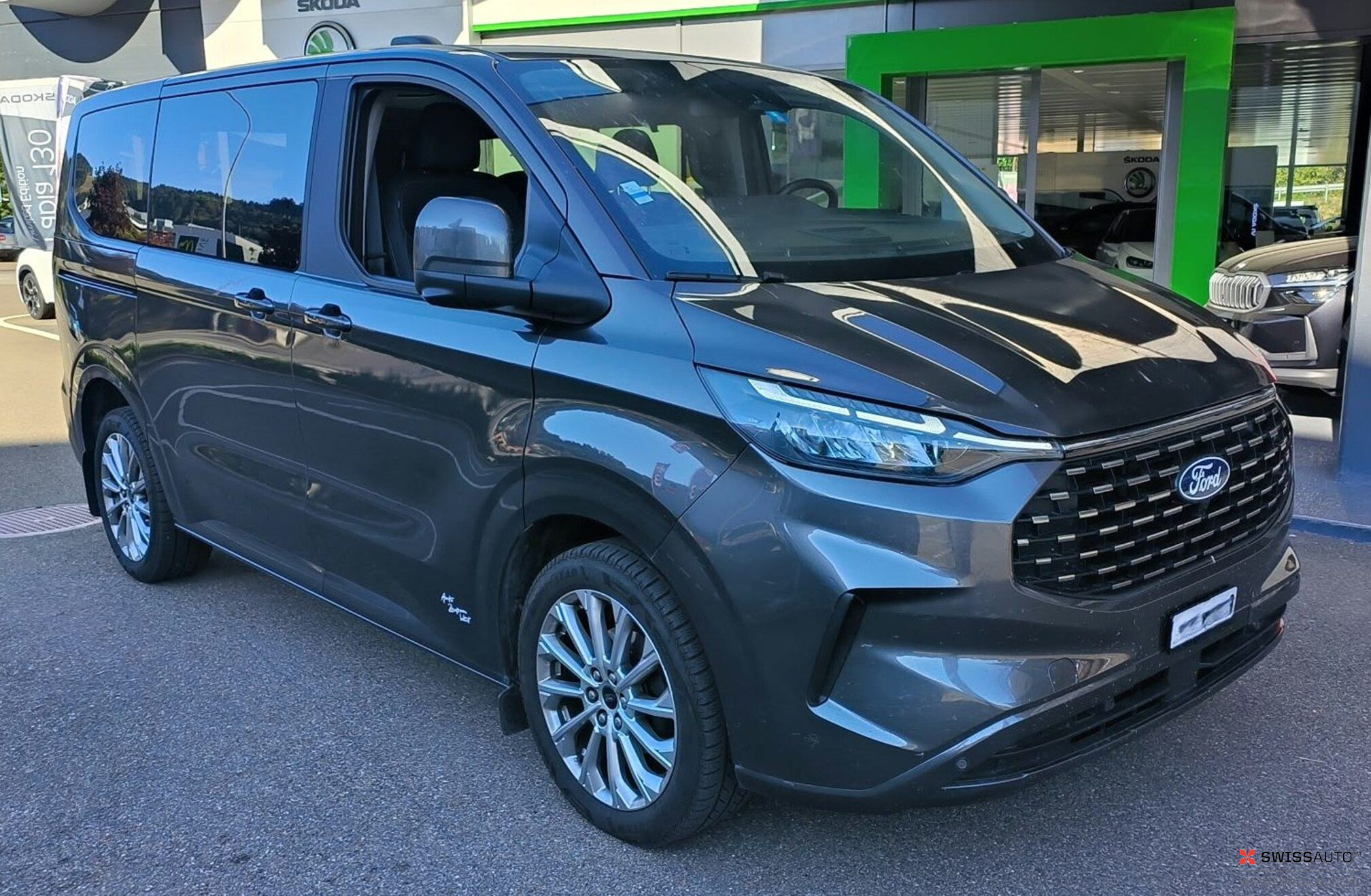 Auction Image