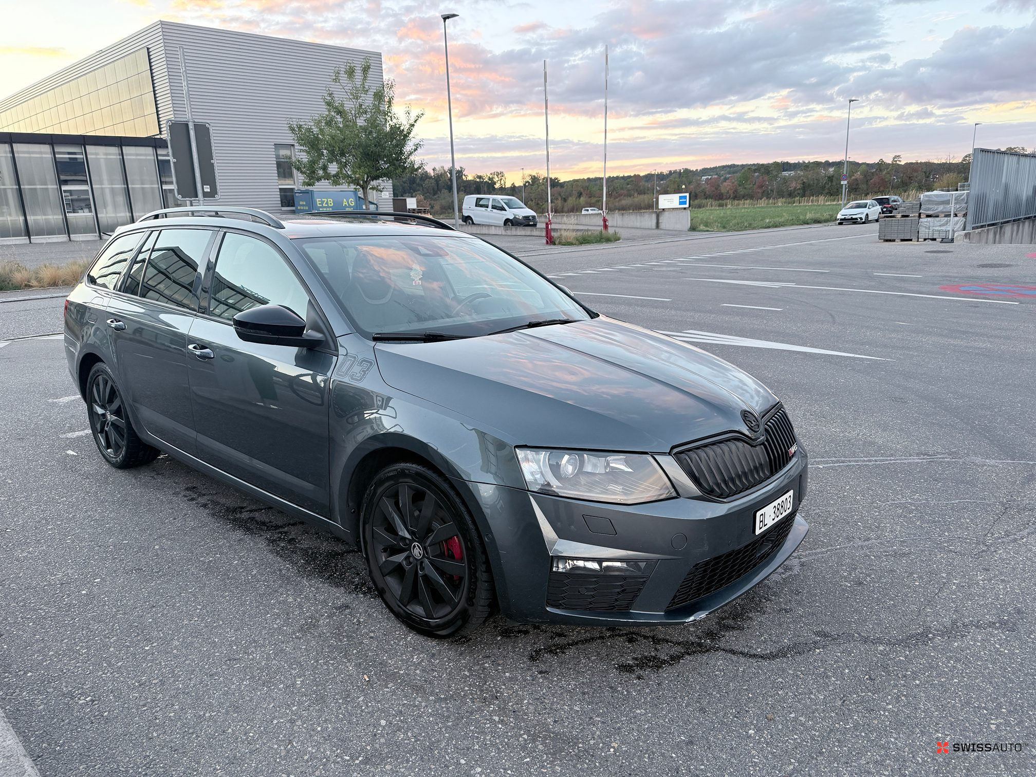 Auction Image