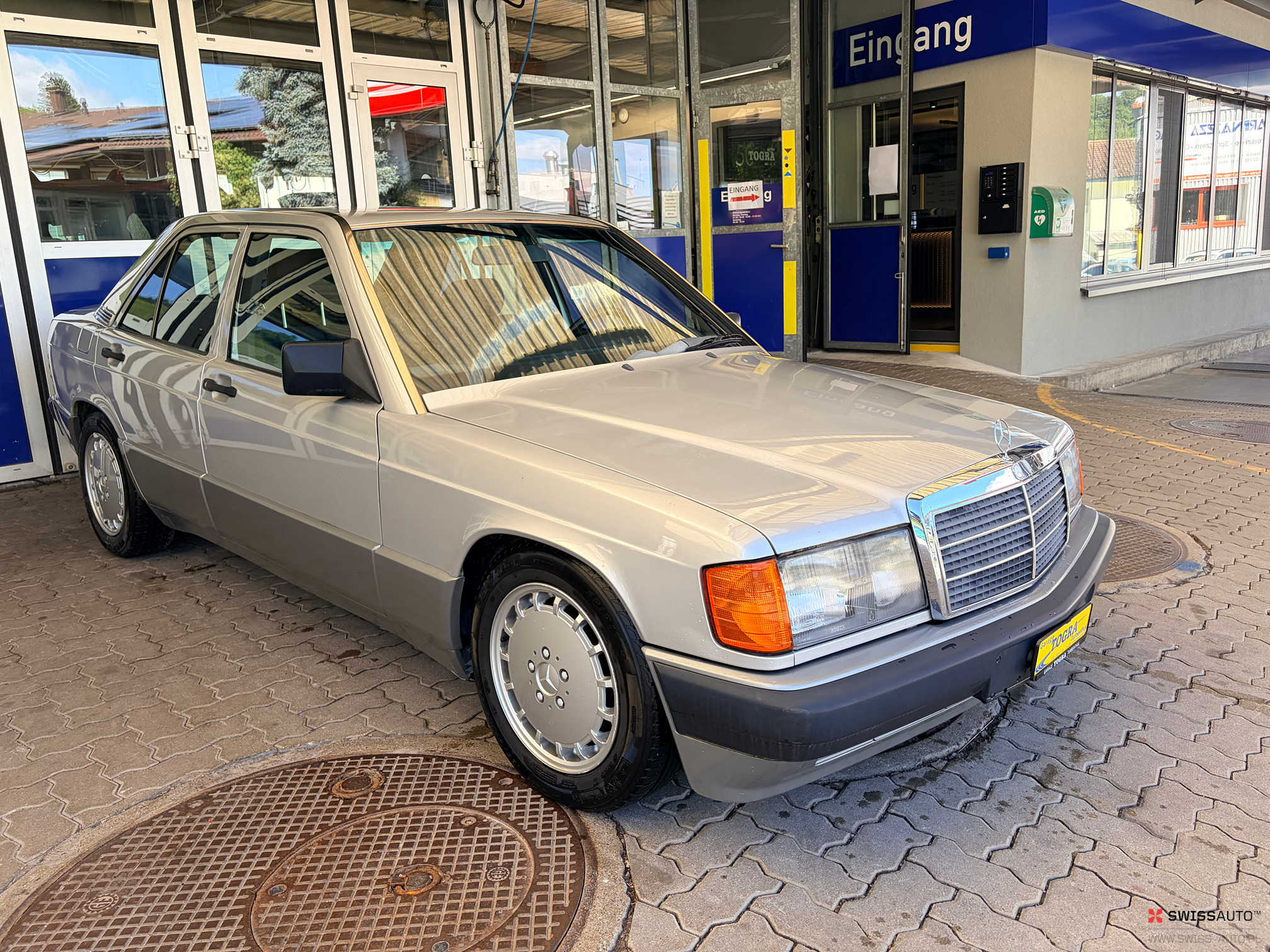 Auction Image