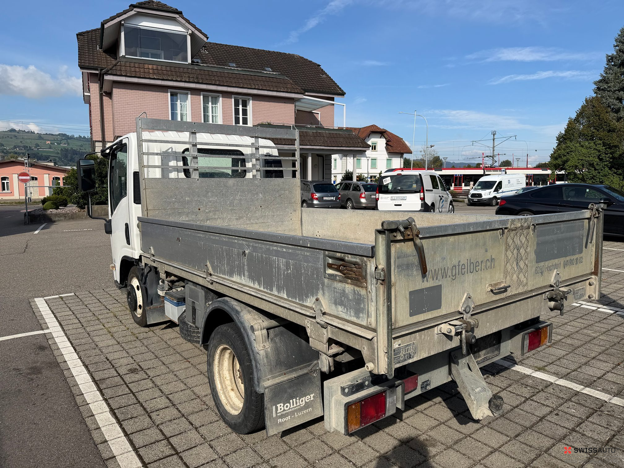 Auction Image