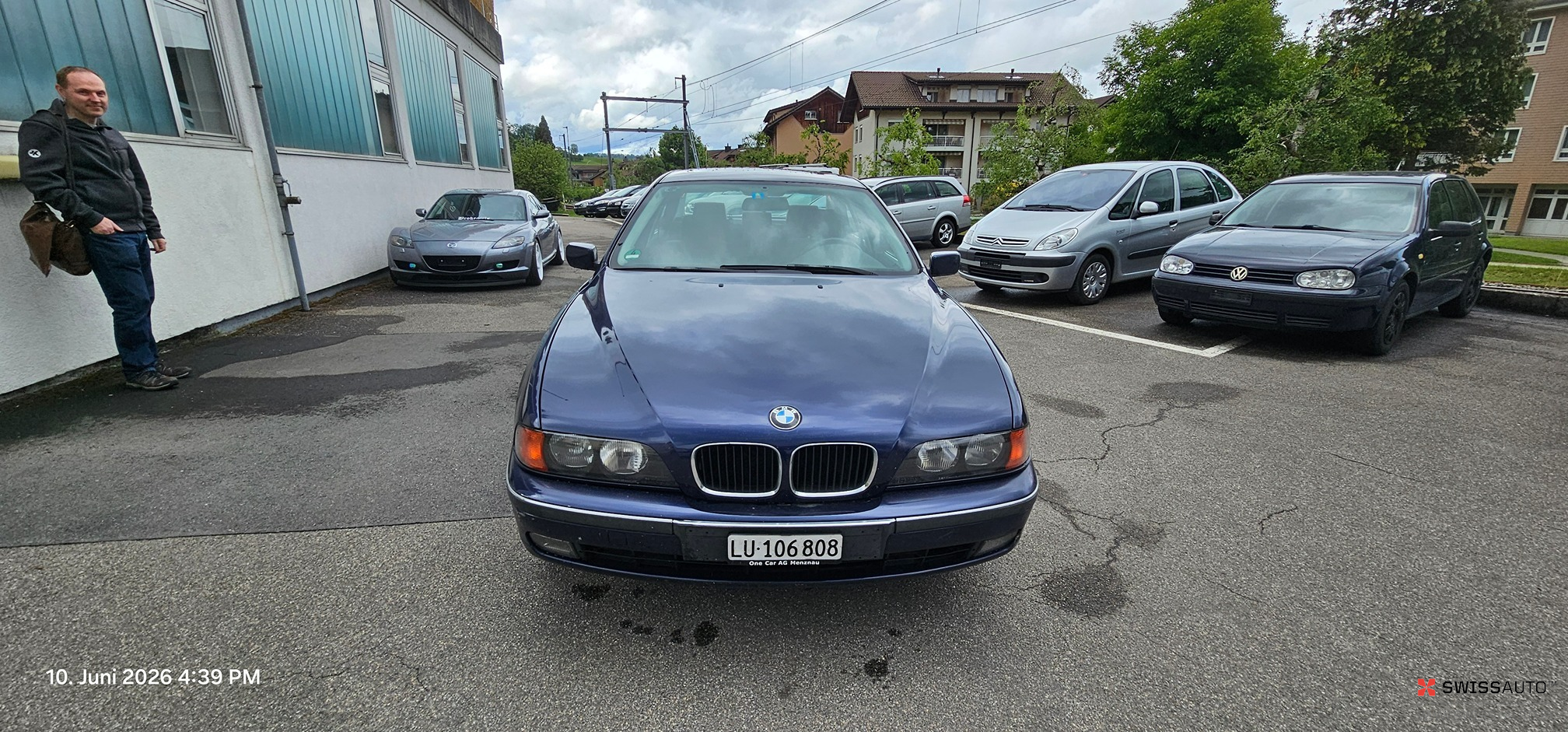 Auction Image