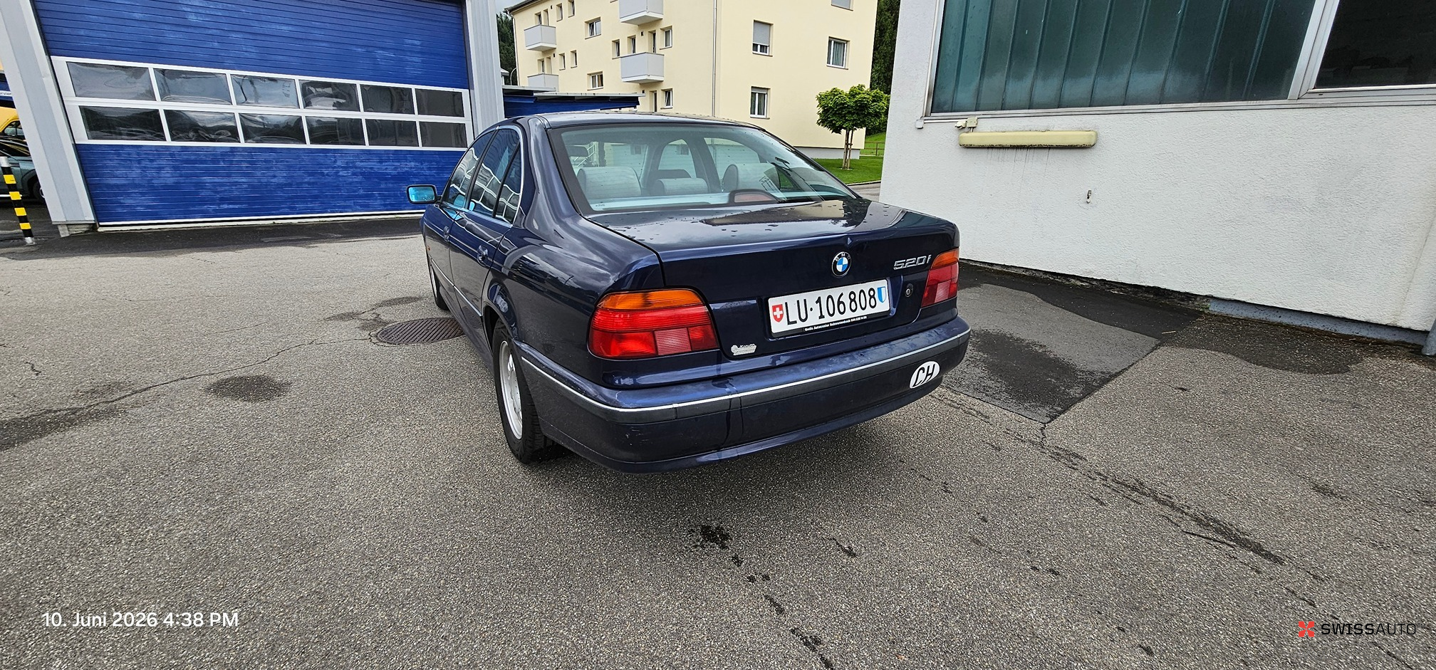 Auction Image