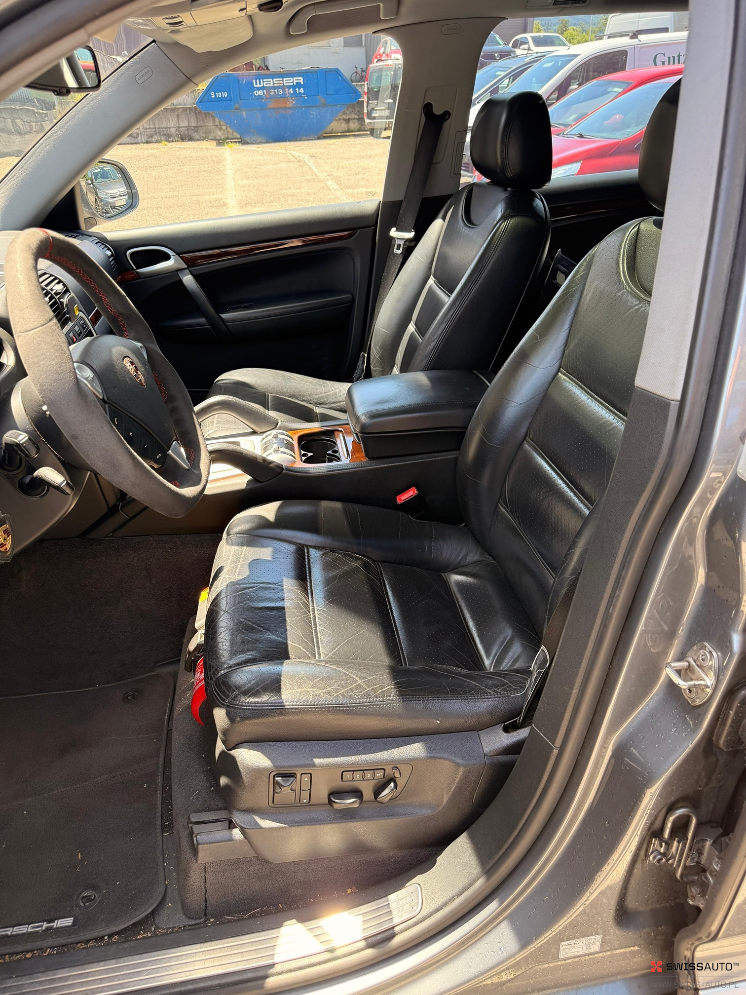 Auction Image