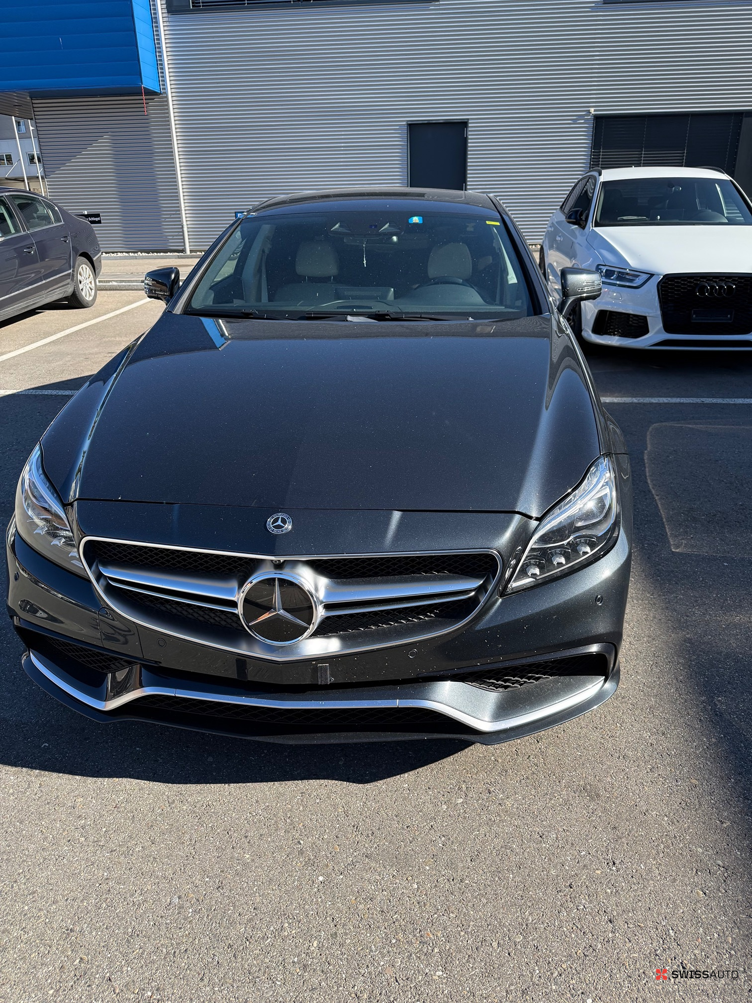 Auction Image
