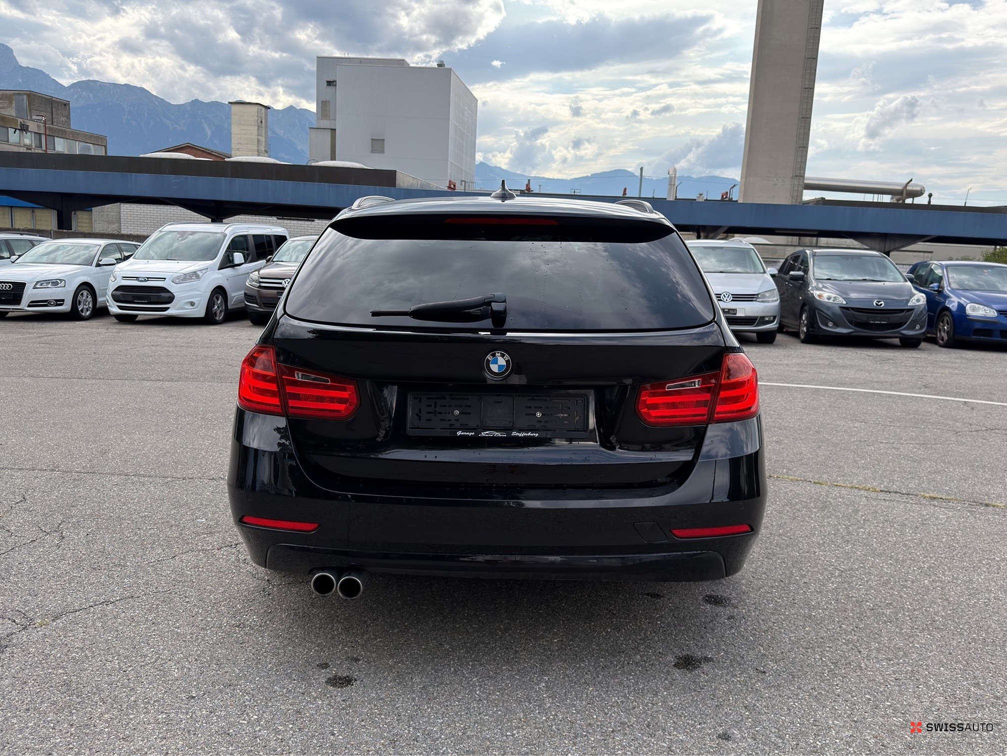 Auction Image