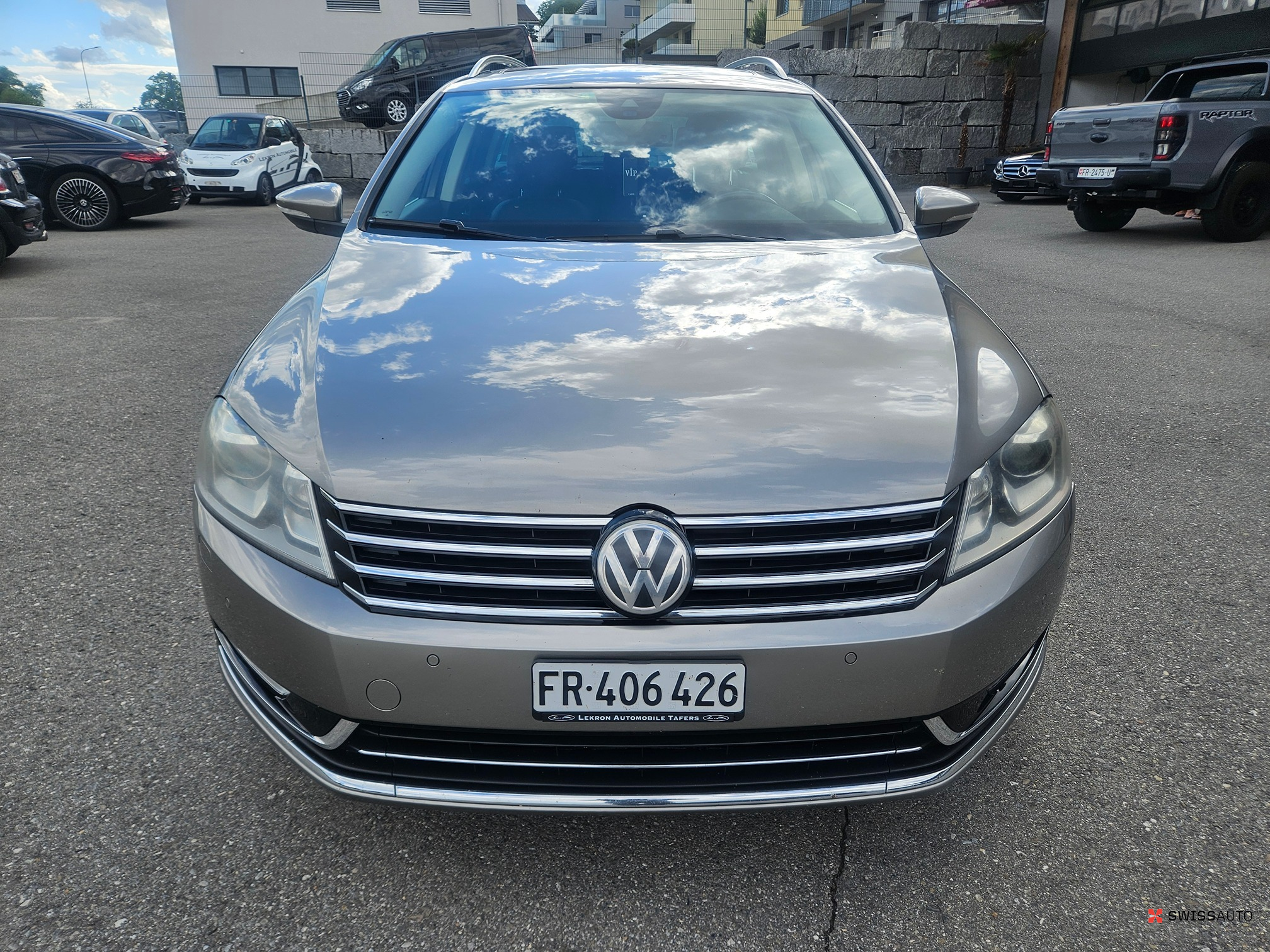 Auction Image