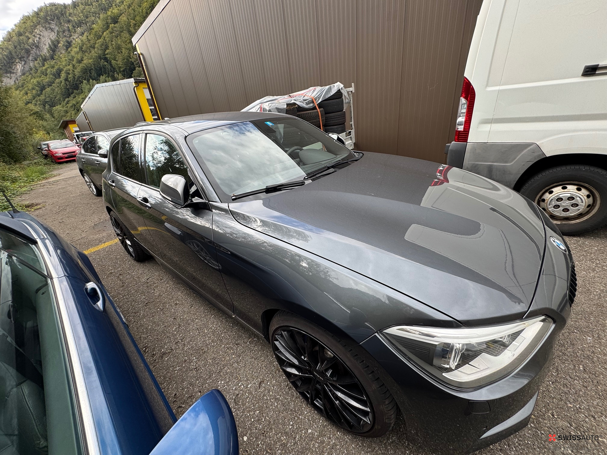 Auction Image