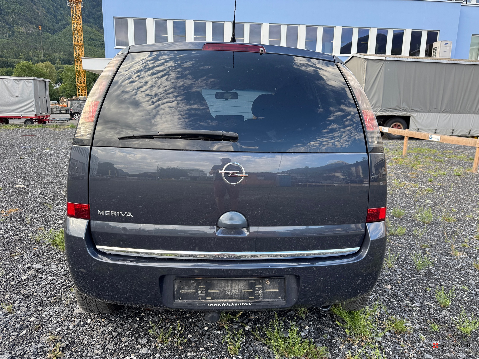 Auction Image