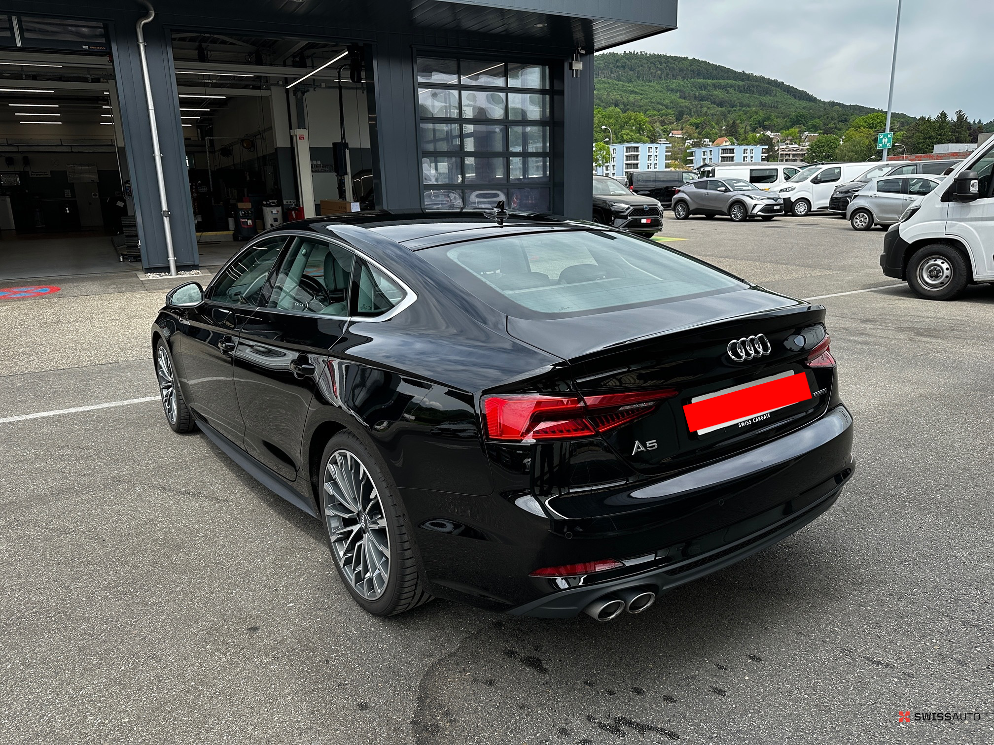 Auction Image