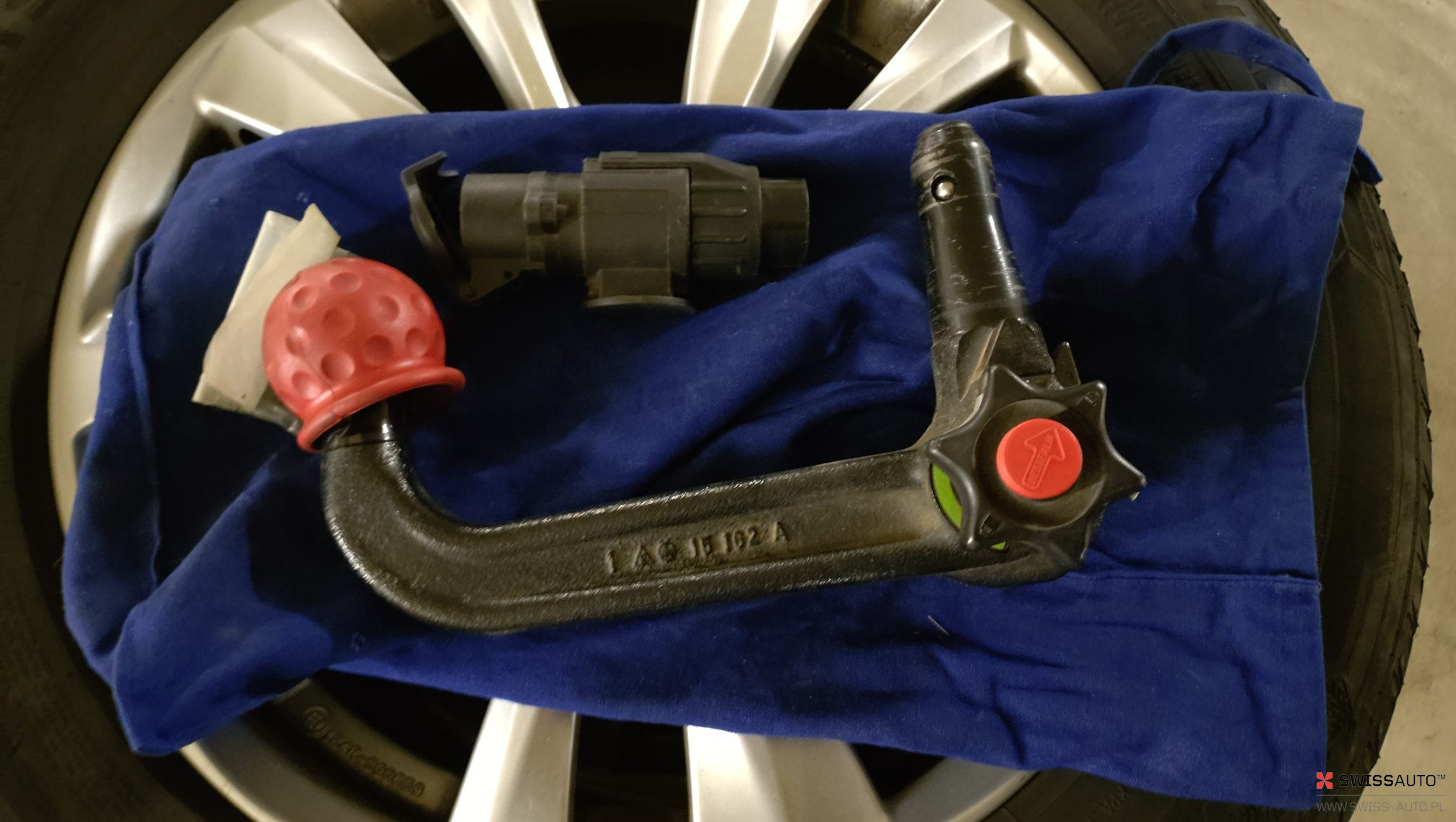 Auction Image